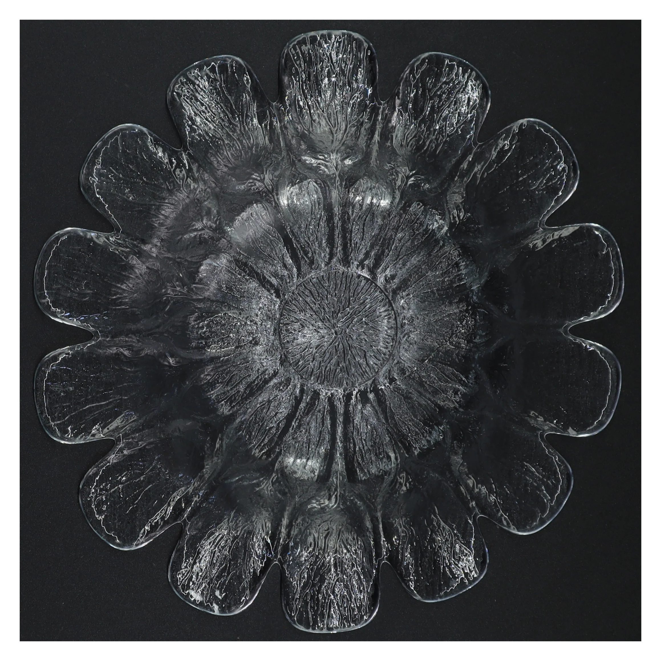 Solsikke Glasfad i blomsterform fra Holmegaard (str. 23,5 x 5 cm)