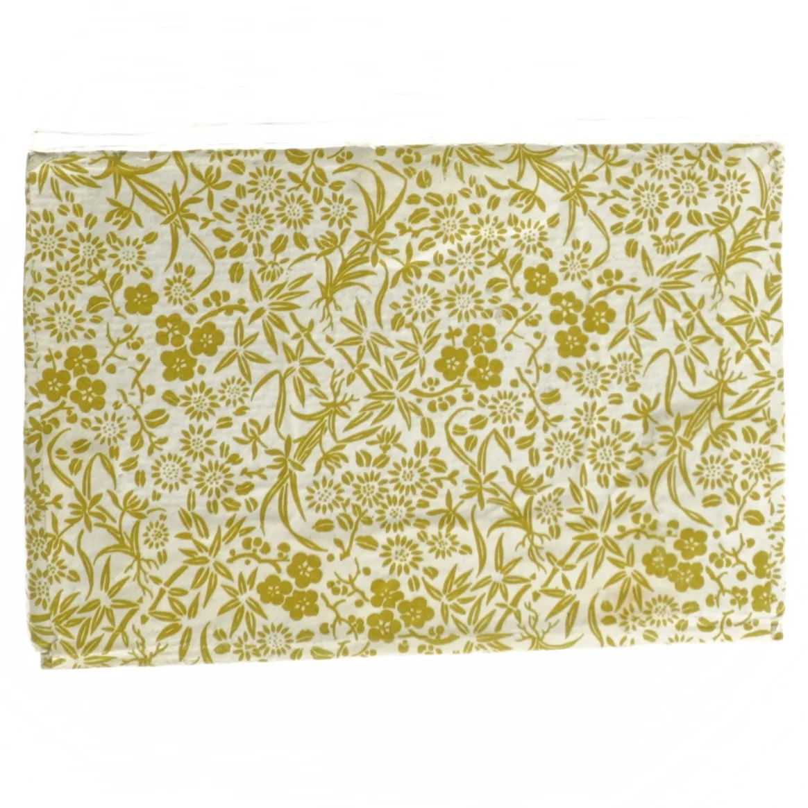 Dekorativ kasse i gul blomstermønster (str. 14,5x10x10 cm)