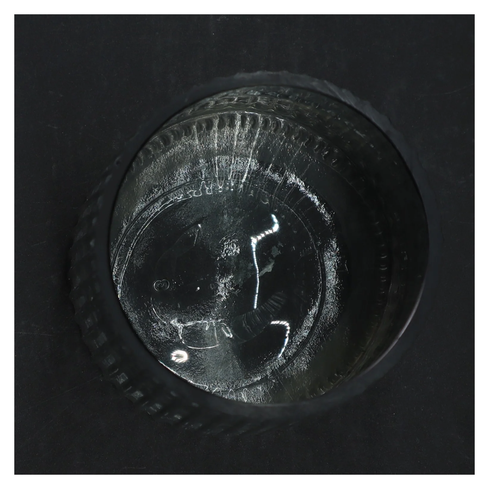 Glasvase (str. H. 20 cm. ø. 12,5 cm)