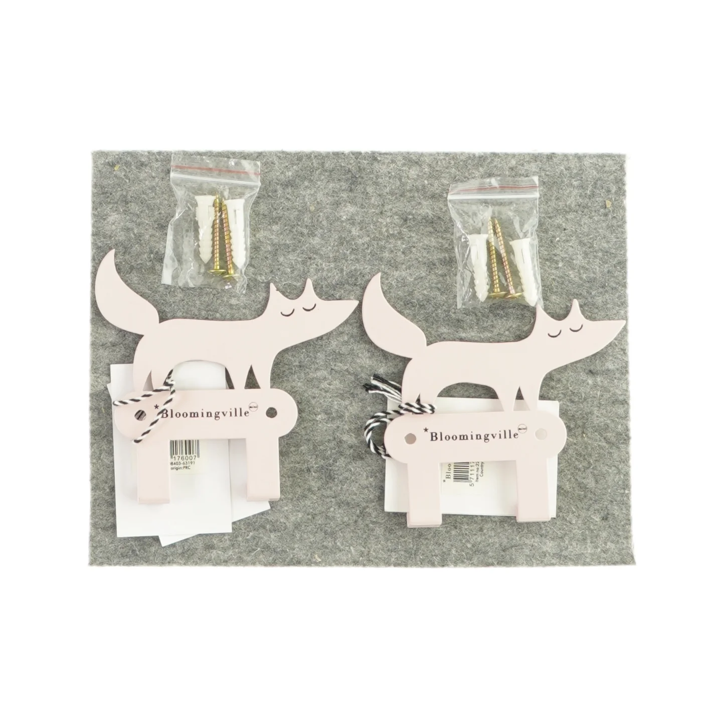 Knager (2 stk) fra Bloomingville (str. LB: 9x12 cm)