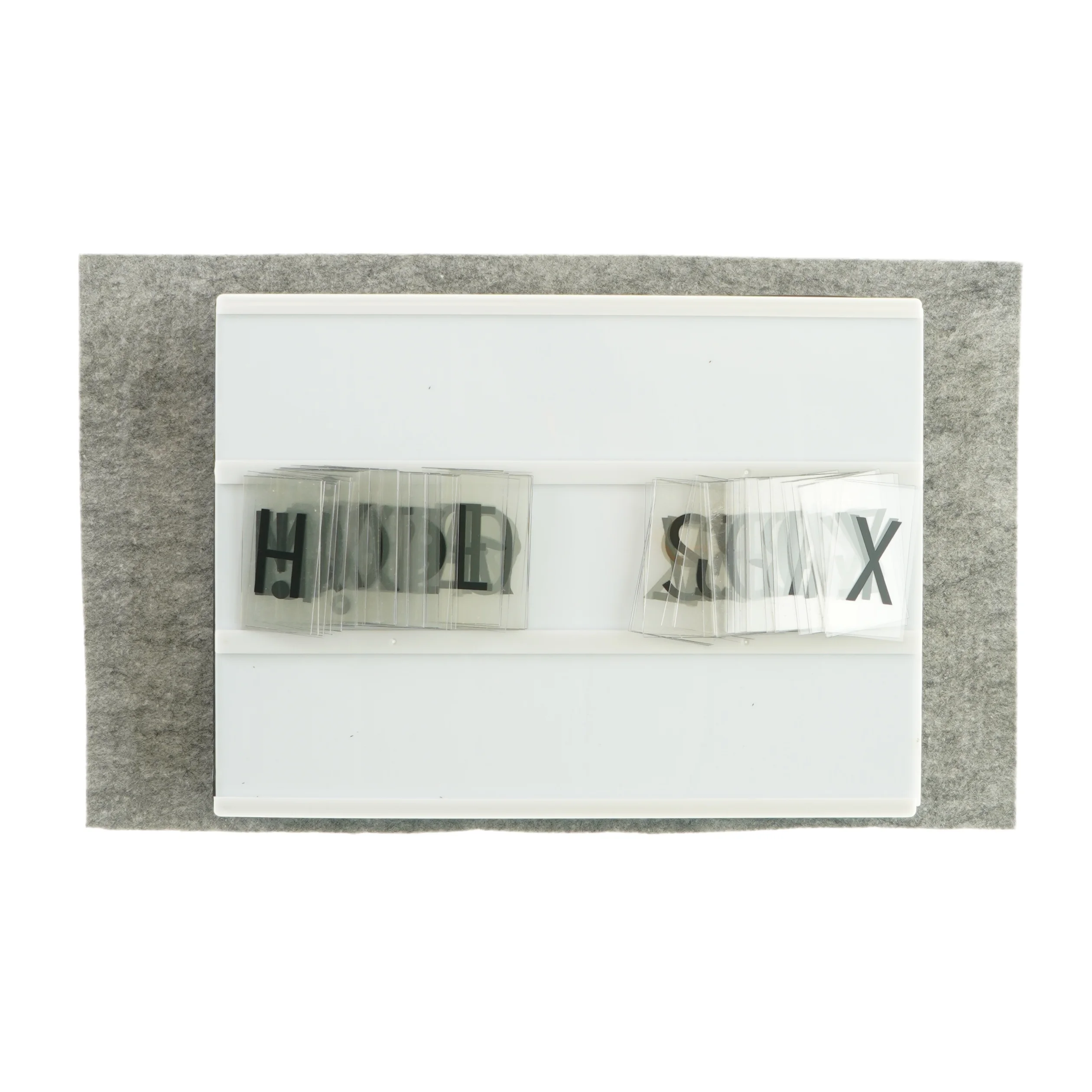 Lyskegle inclusiv bogstaver og tegn