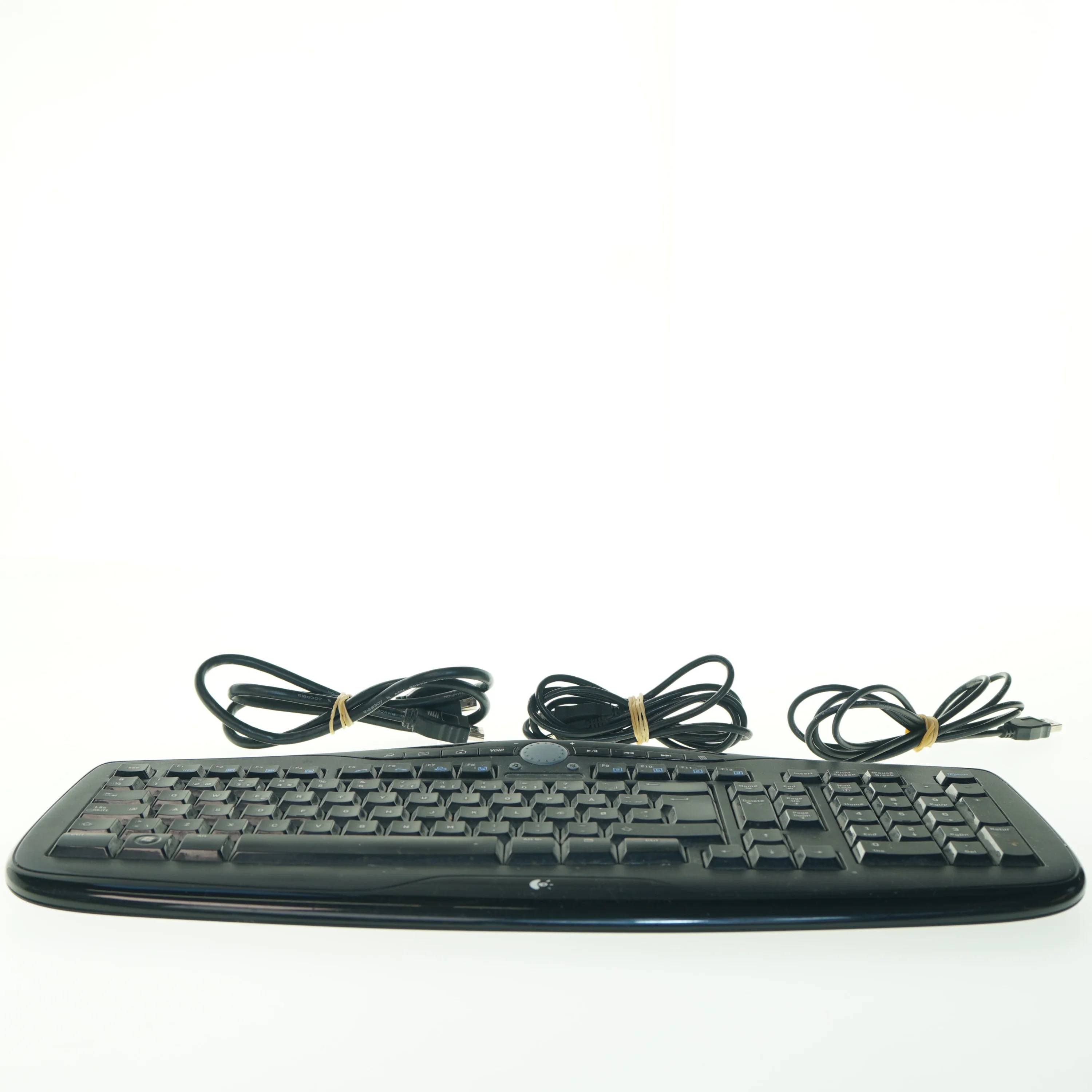 USB tastatur fra Logitech (str. 45 x. 19 cm)
