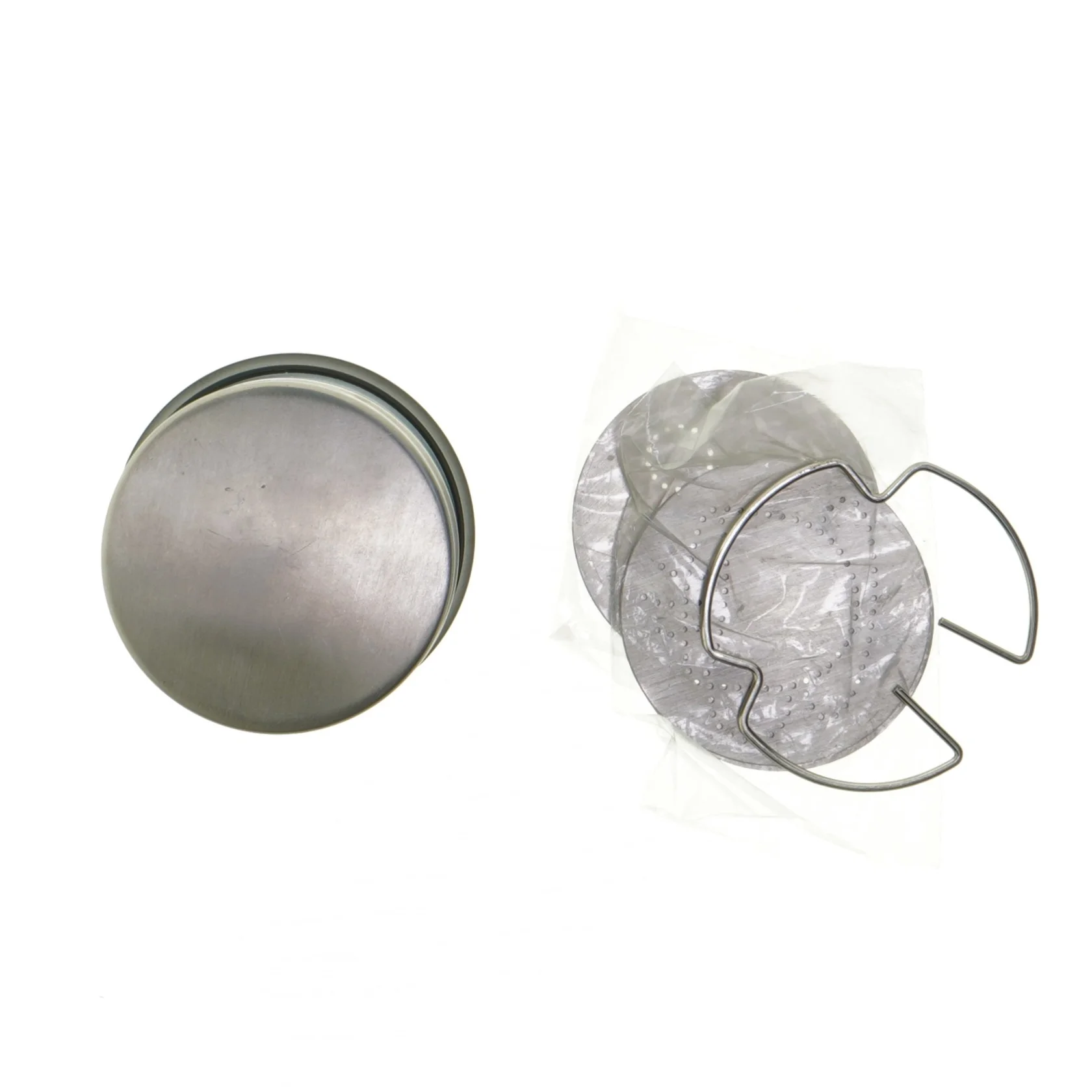 Mokka-dekorationssæt med strødåse og adskillige skabeloner str. Ø. 7 cm. længde. 10,5 cm)