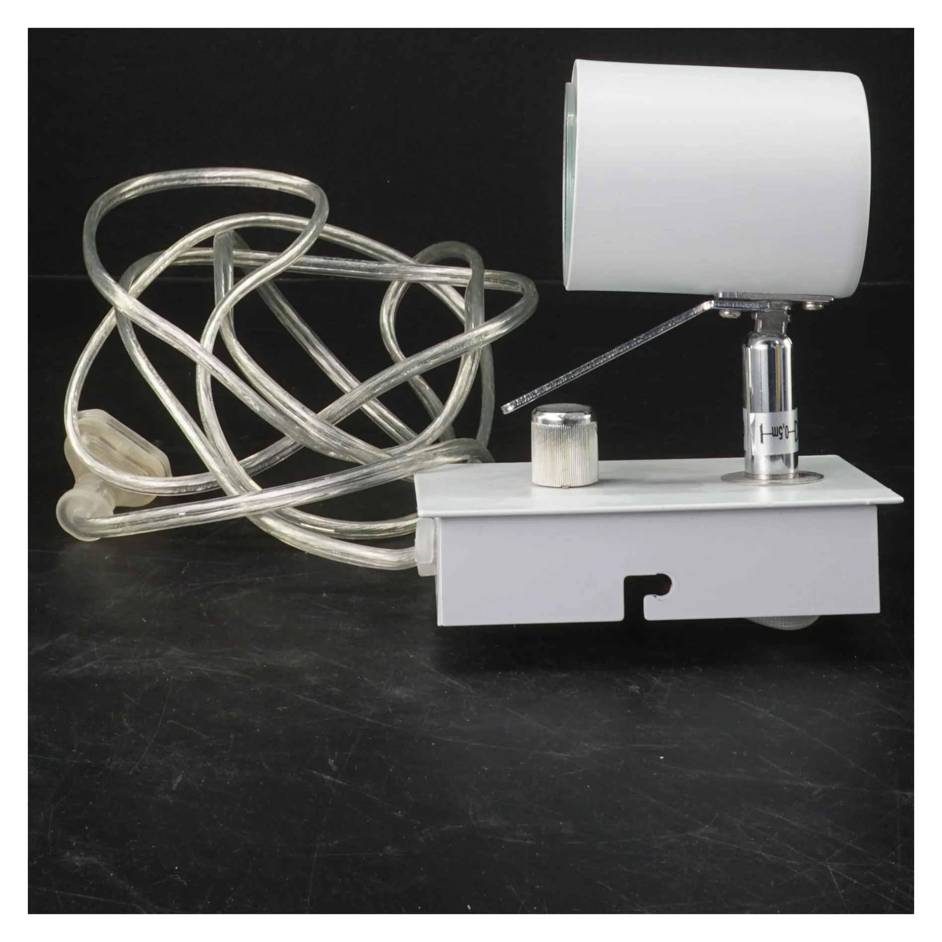 Spotlampe med ledning fra Mark Slöjd (str. 12x11x8 cm)