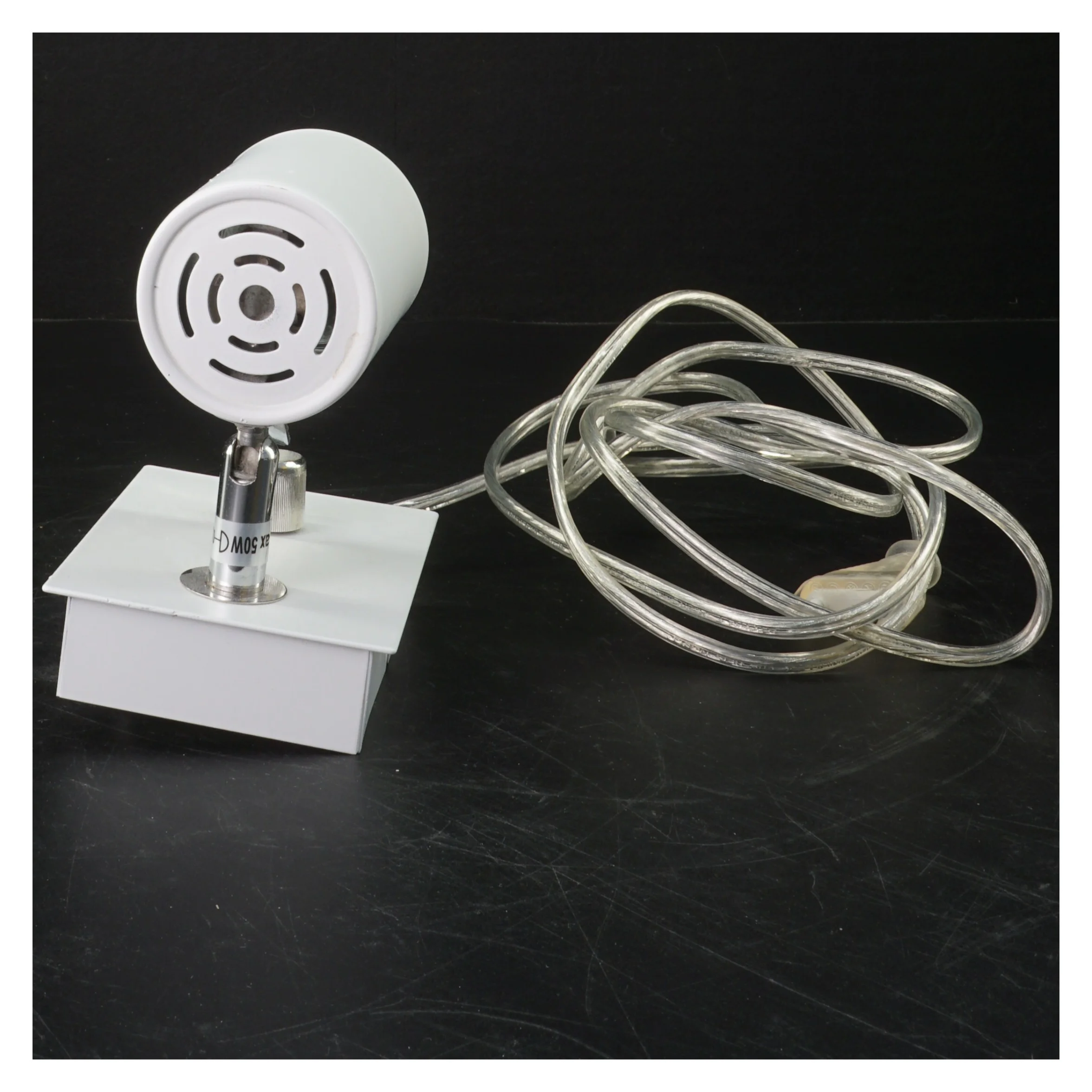 Spotlampe med ledning fra Mark Slöjd (str. 12x11x8 cm)