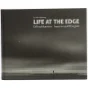 Life at the edge (Bog)