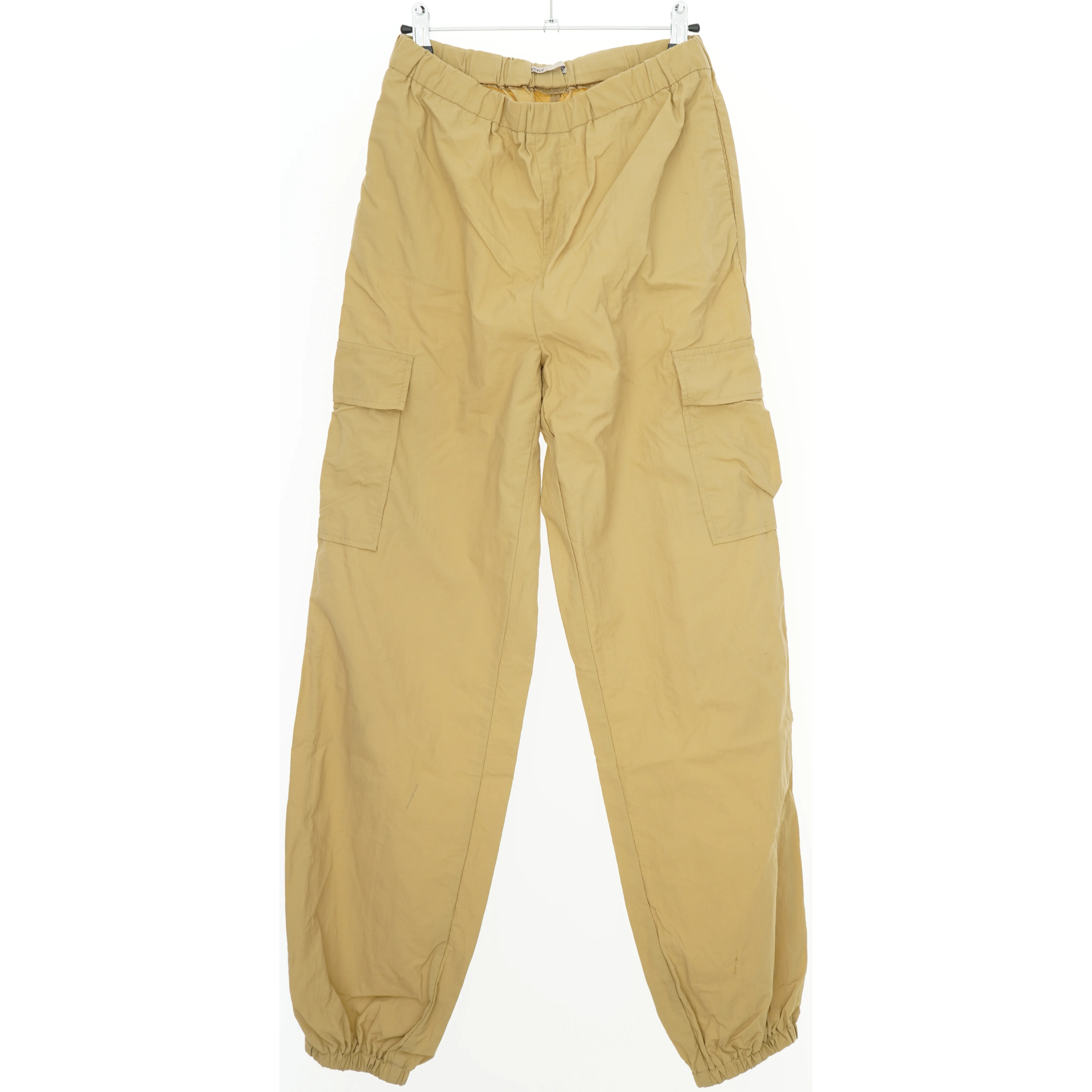 Beige cargo bukser fra Only (str. 164)