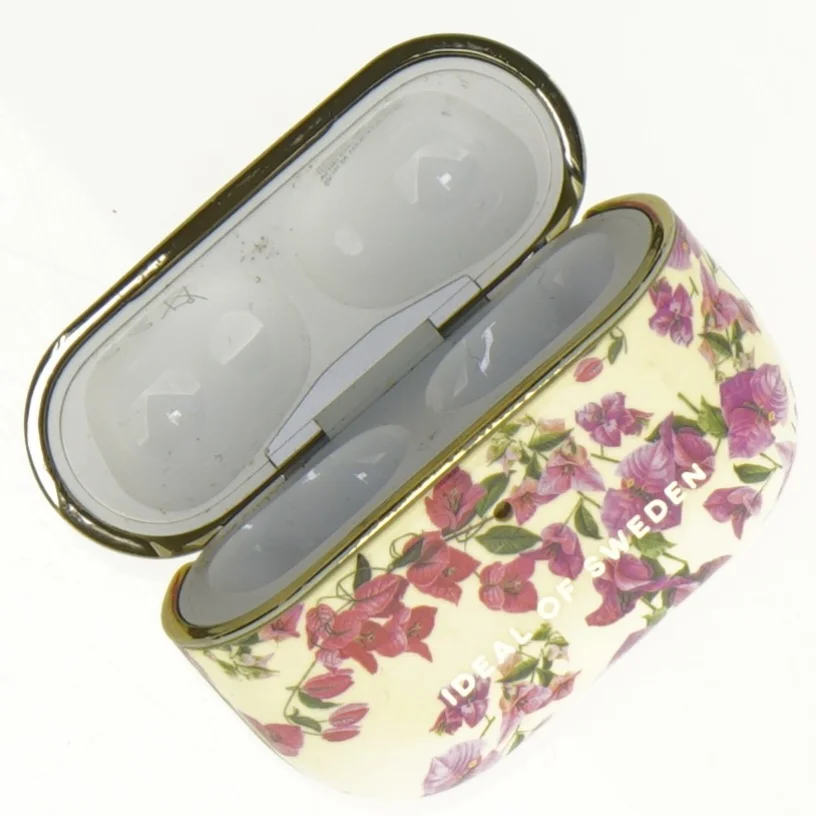 IDEAL OF SWEDEN AirPods etui fra IDEAL OF SWEDEN (str. 6 x 5 cm)