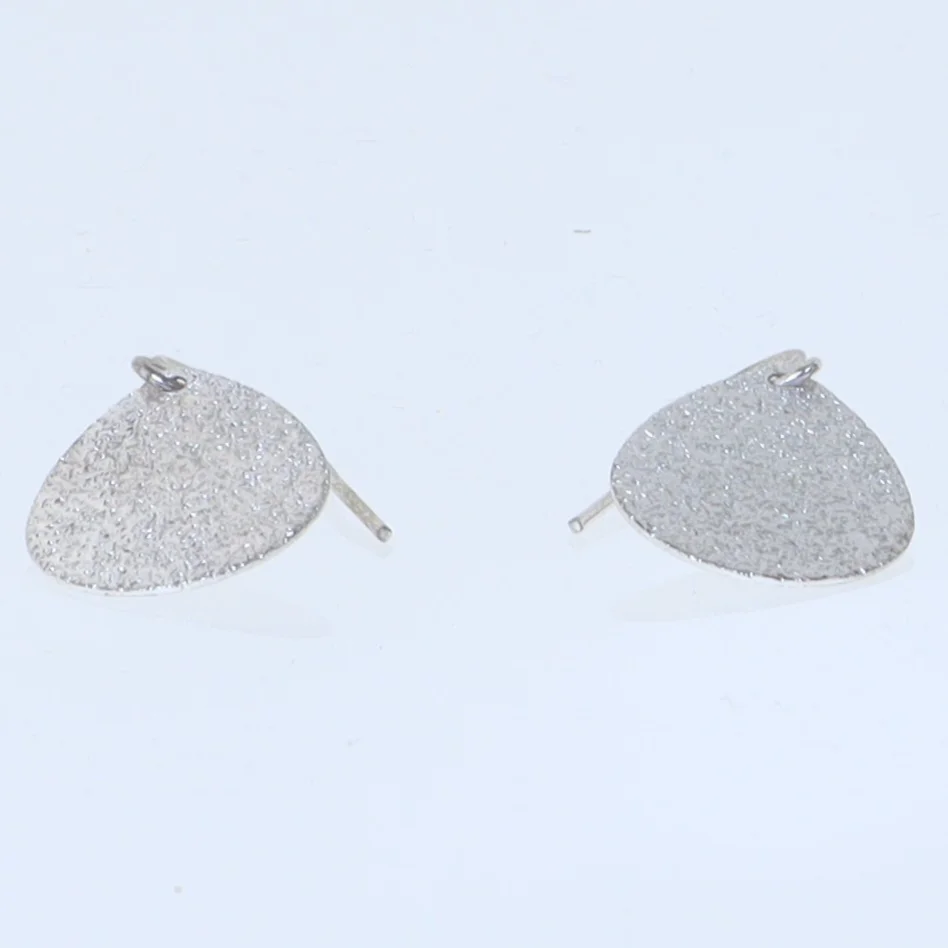 Sølvøreringe med dråbeform (str. 25 mm)