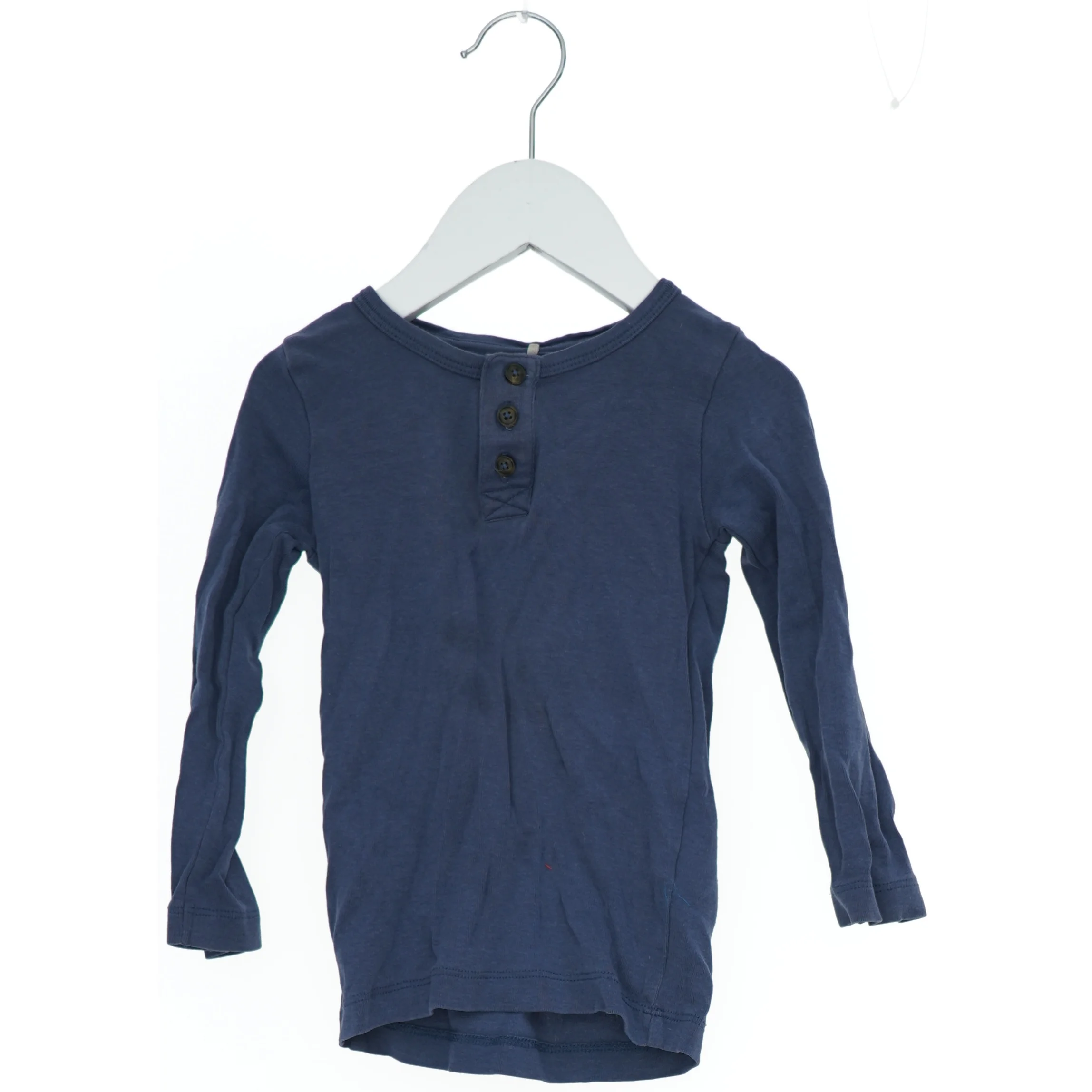 Langærmet trøje med knapper fra Name It (str. 92)