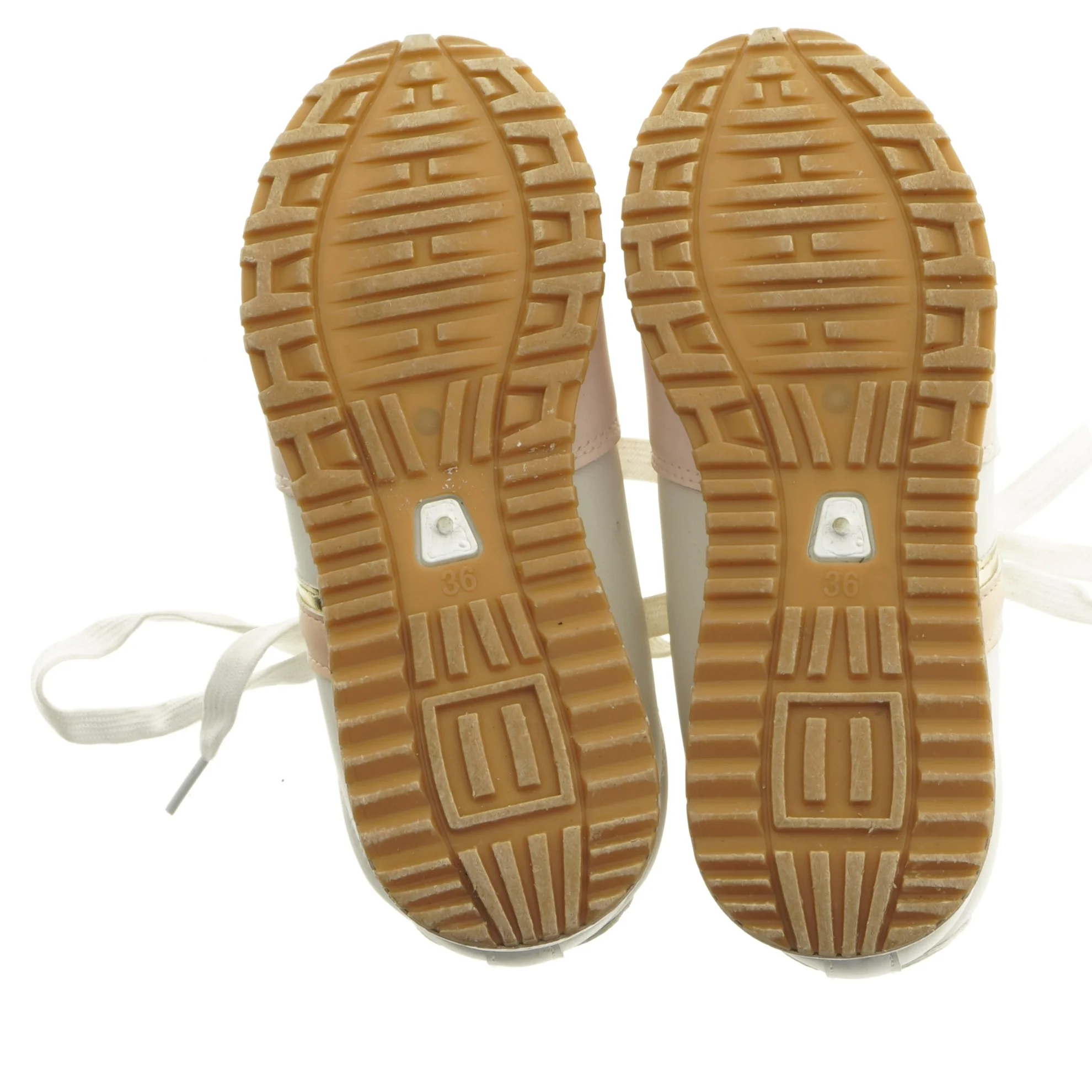 Dame sneakers (str. 36)