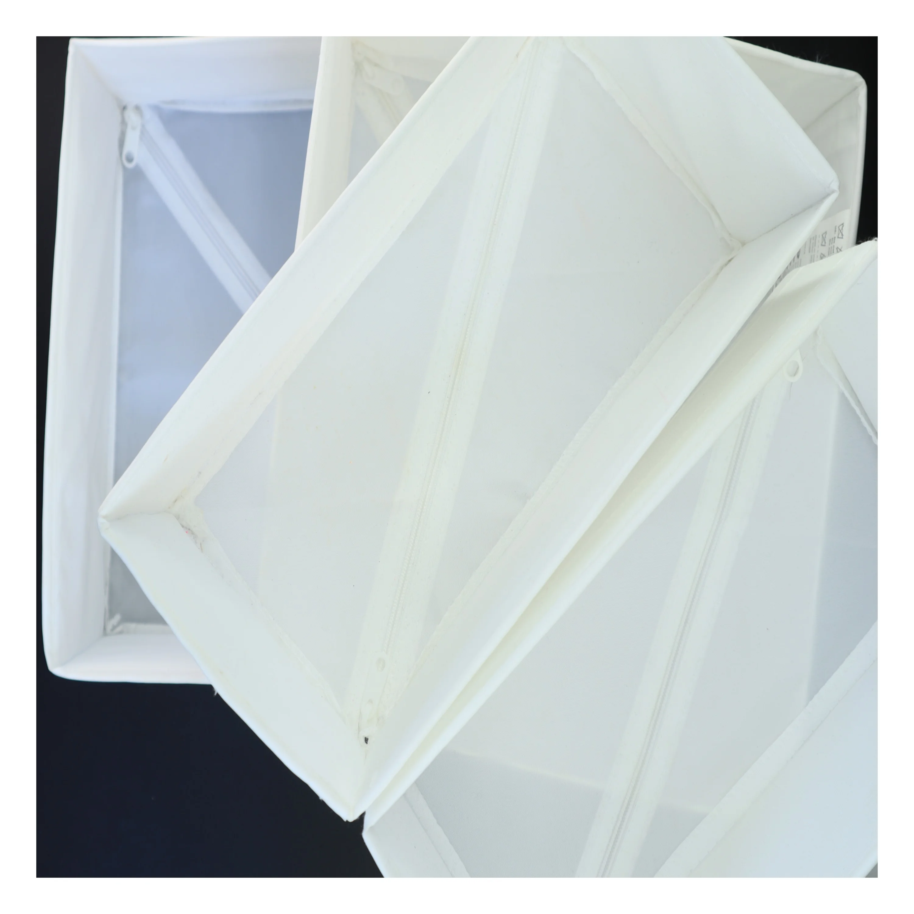 Sammenklappelige opbevaringskasser fra IKEA (str. 3 kasser af 28 x 28 x 13 cm og 2 kasser af 28 x 14 x 13 cm)