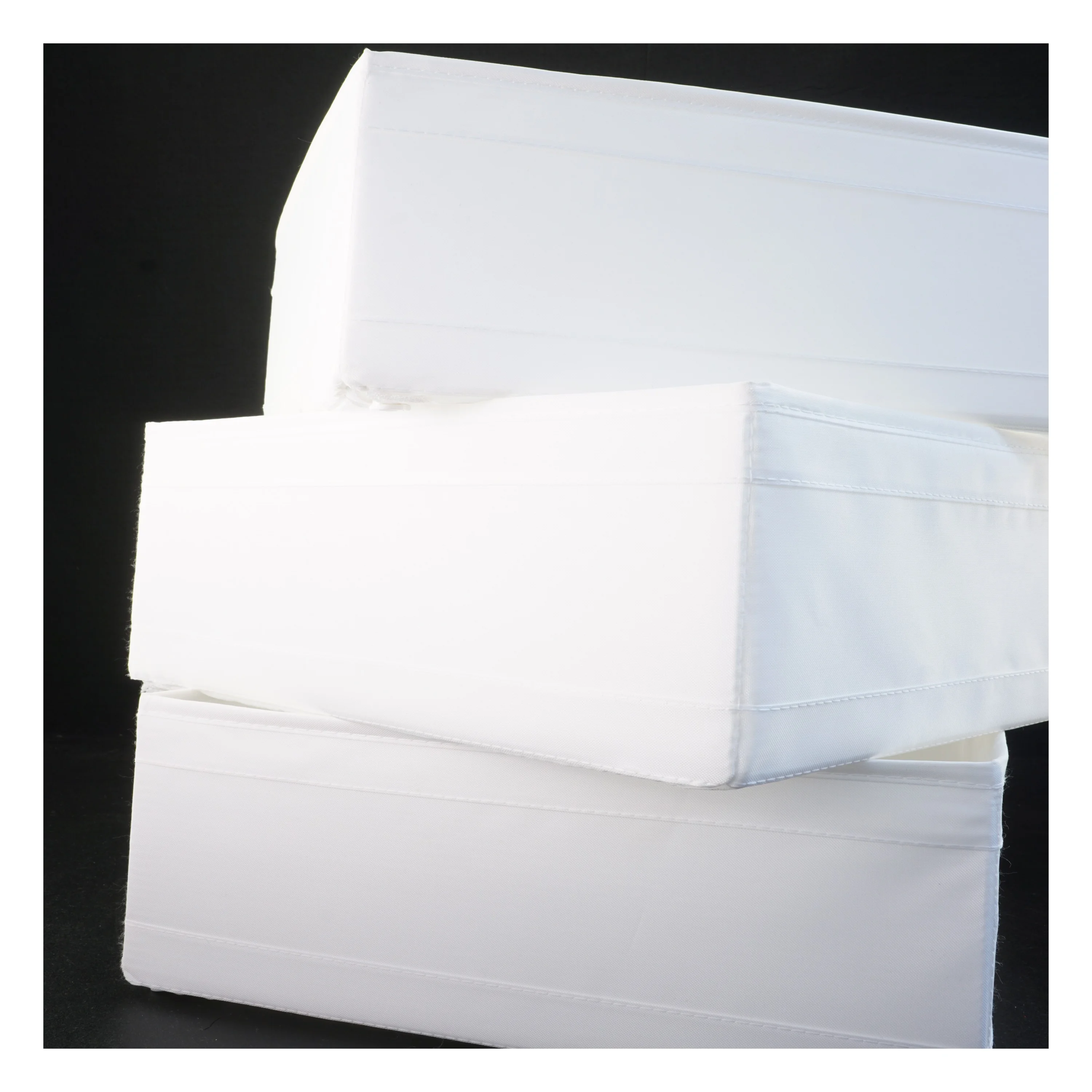 Sammenklappelige opbevaringskasser fra IKEA (str. 3 kasser af 28 x 28 x 13 cm og 2 kasser af 28 x 14 x 13 cm)