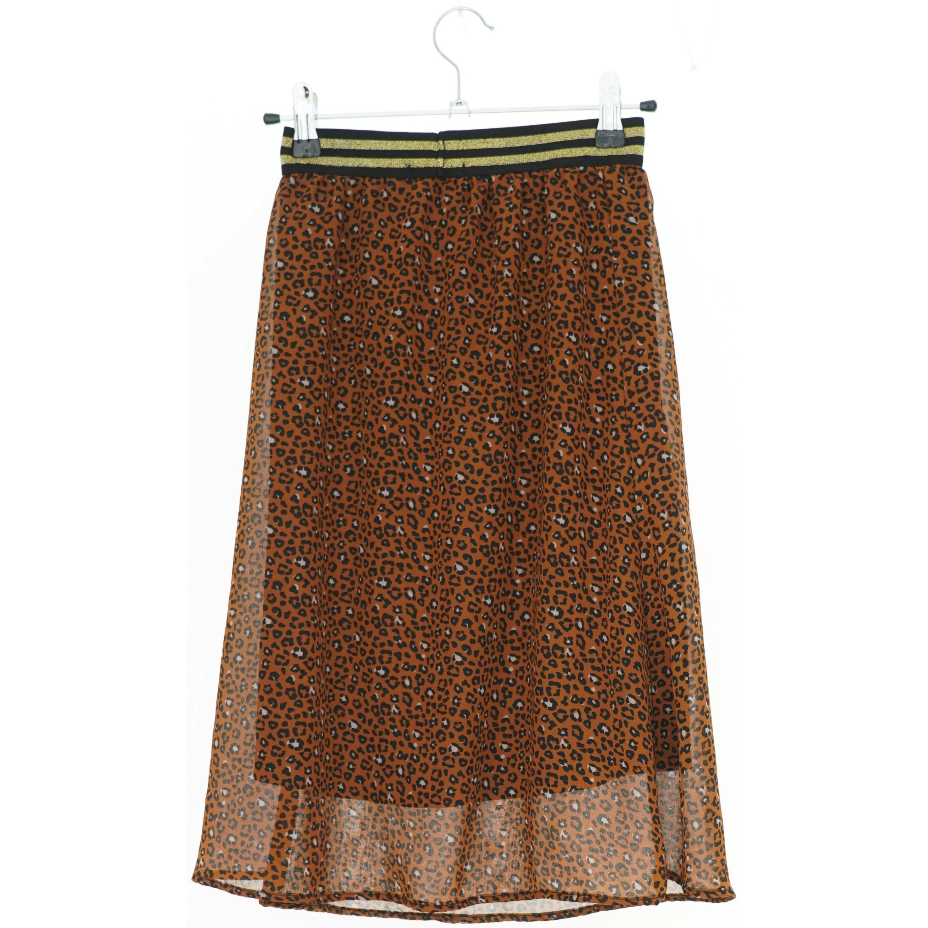 Leopardmønstret nederdel fra VRS (str. 134)