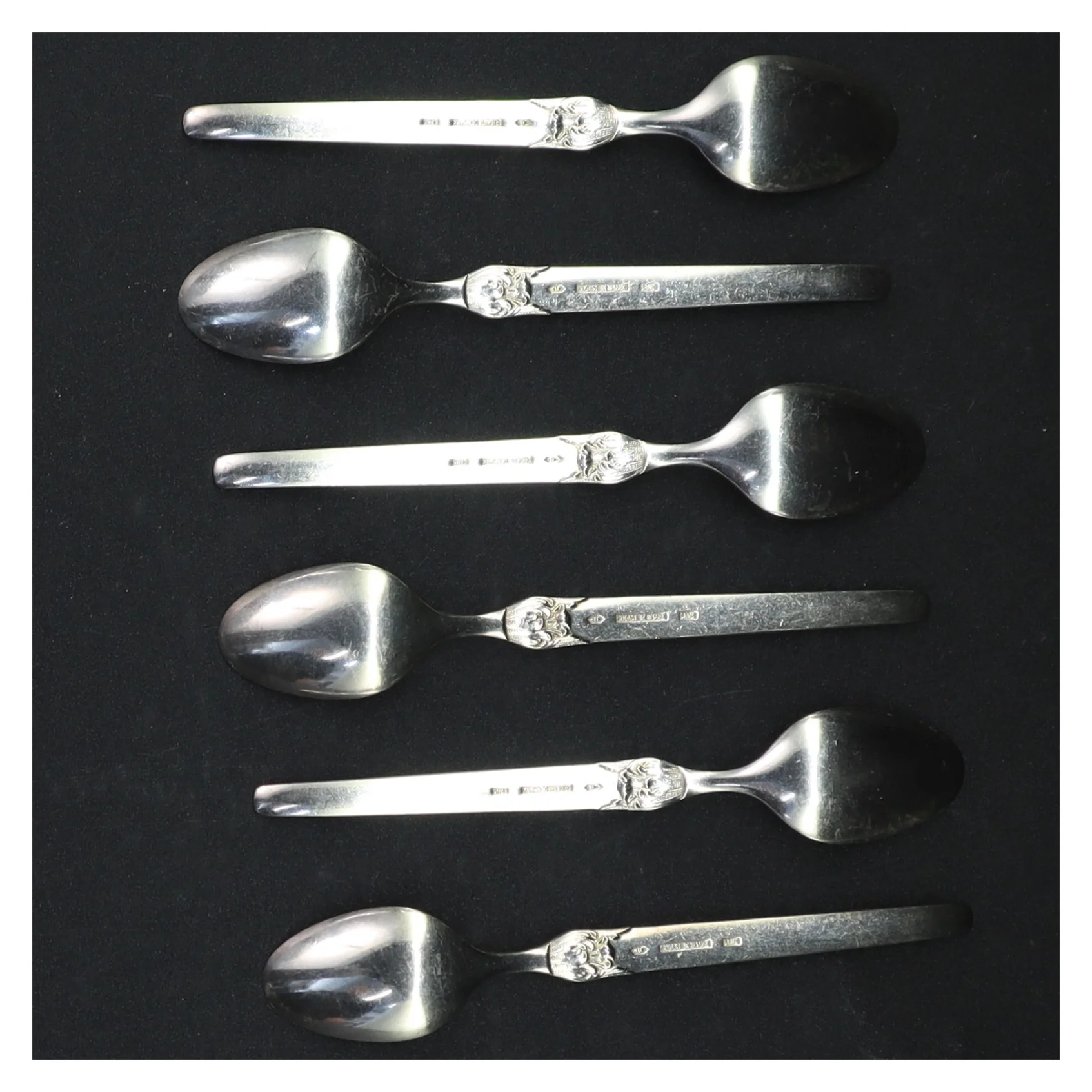 Sølvskeer med mønster (str. 12,5 cm)