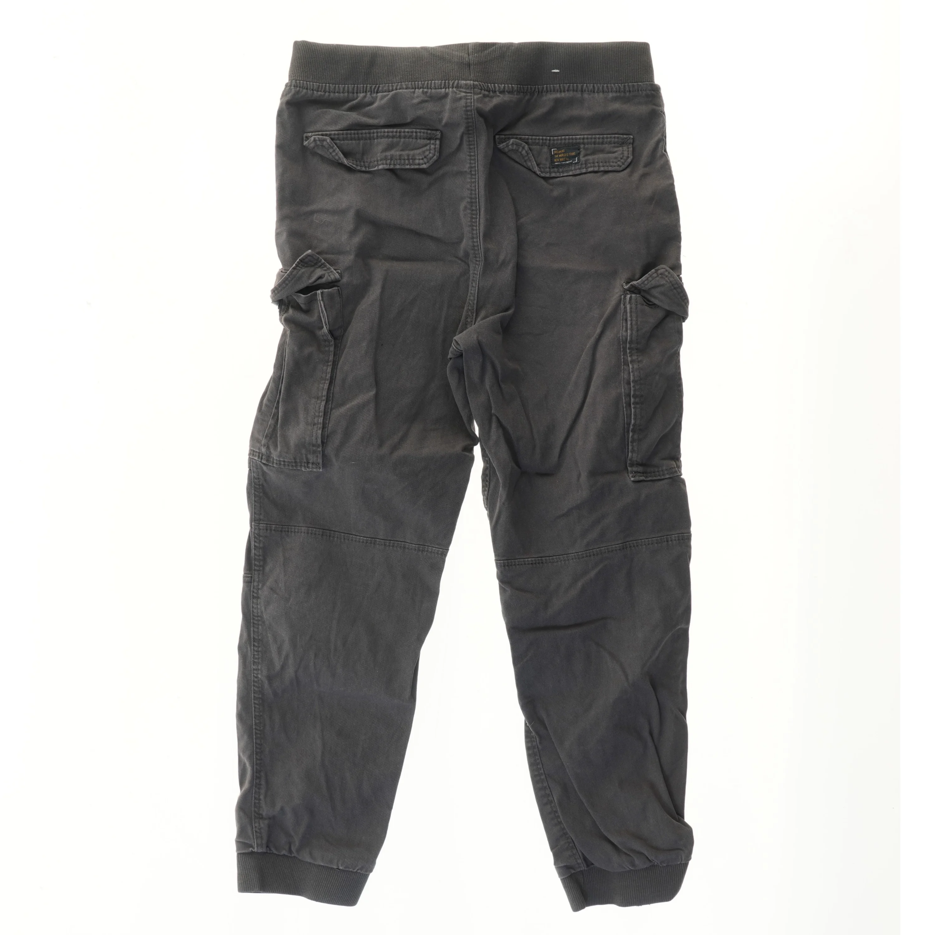 Cargo bukser fra H&M (str. 146)