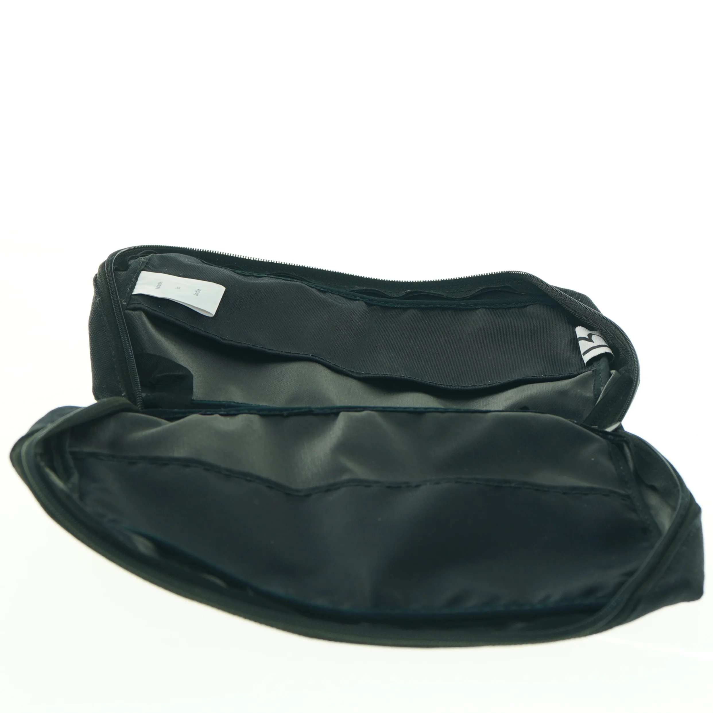 Sort bibelcover med religiøst budskab (str. 27 x 22 cm)