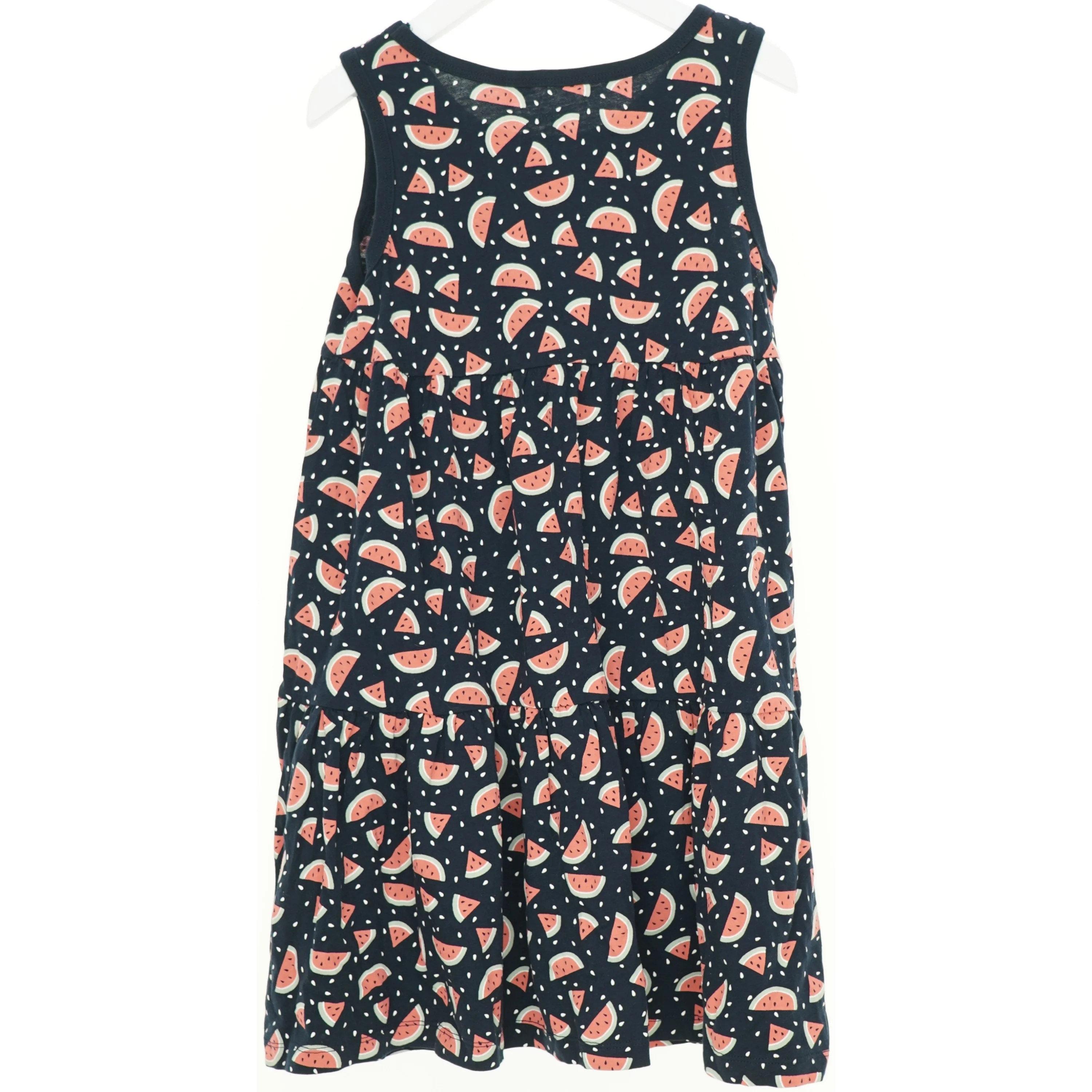 Kjole fra Basic needs (str. 140 cm)