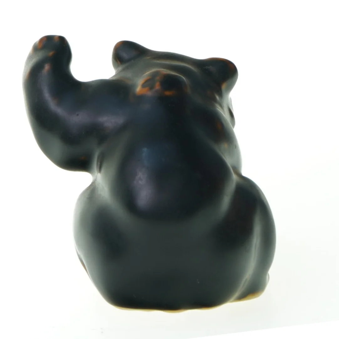 Bjørneunge i stentøj 21433 fra Royal Copenhagen (str. 9 x 5 cm)