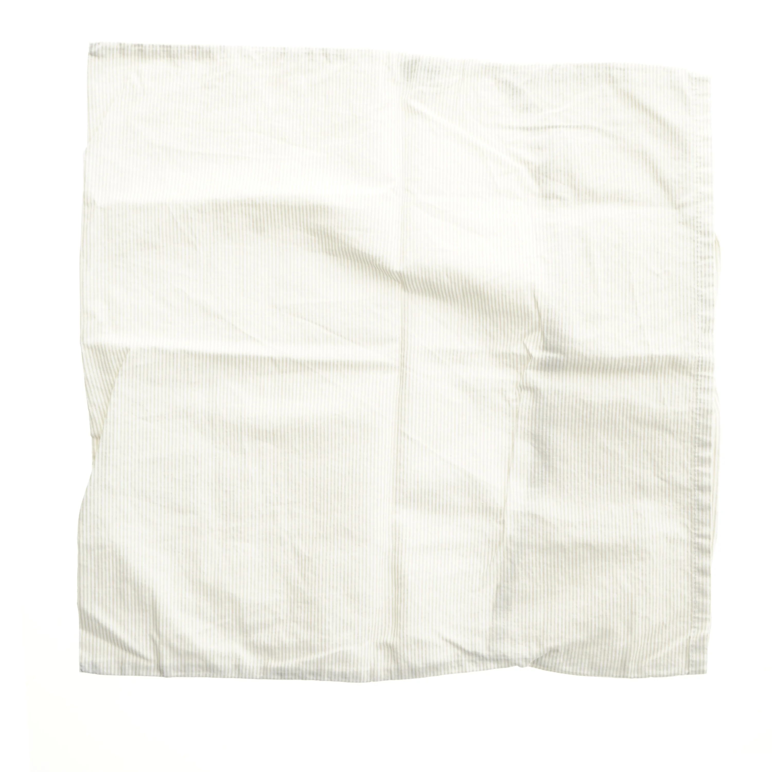 Hvidt pudebetræk med striber (str. 42x41,5 cm)