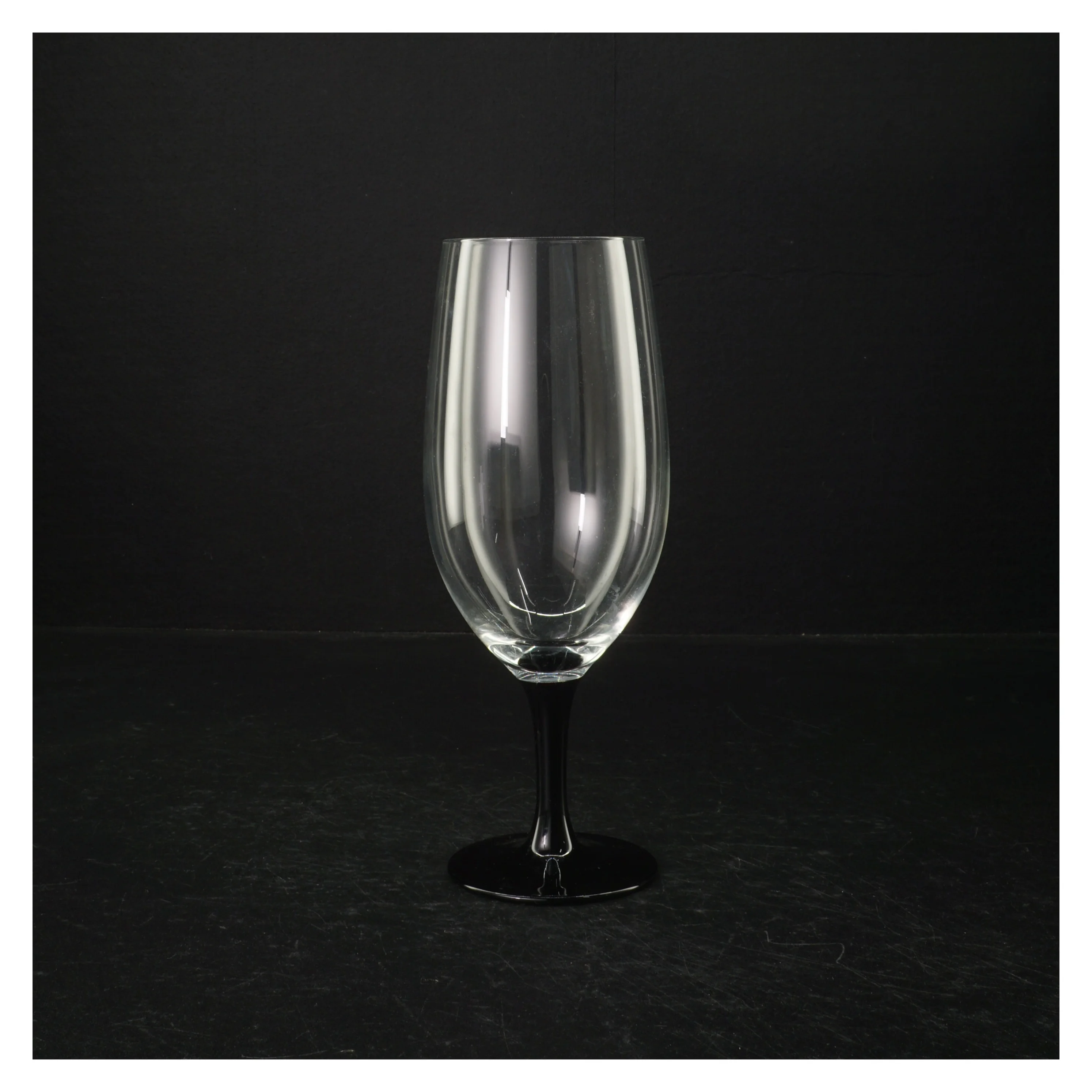 Luminarc Domino glas fra Luminarc (str. H. 20,5 cm. 50 cl)