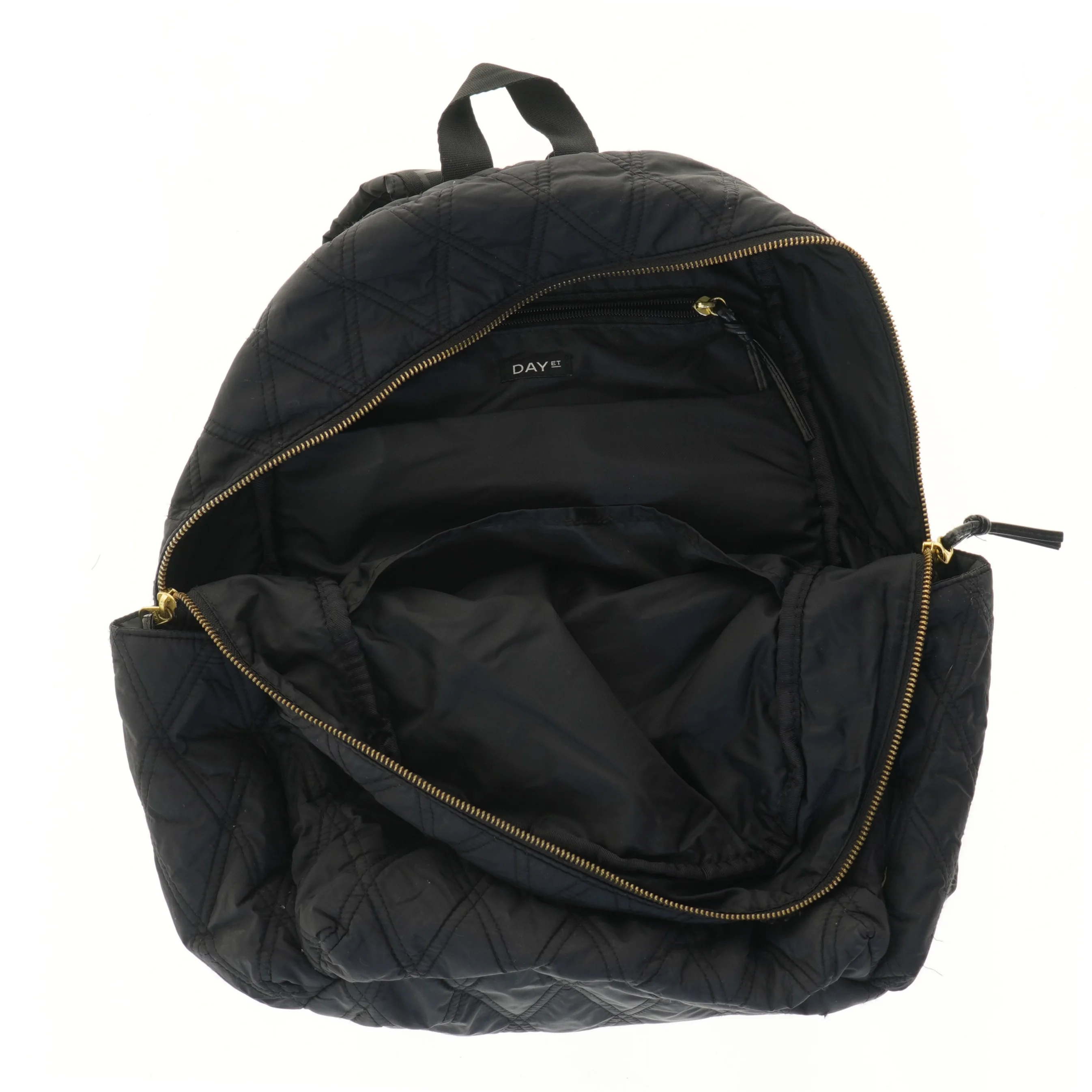 Quiltet rygsæk med lynlåse fra DAY (str. 40x45 cm)