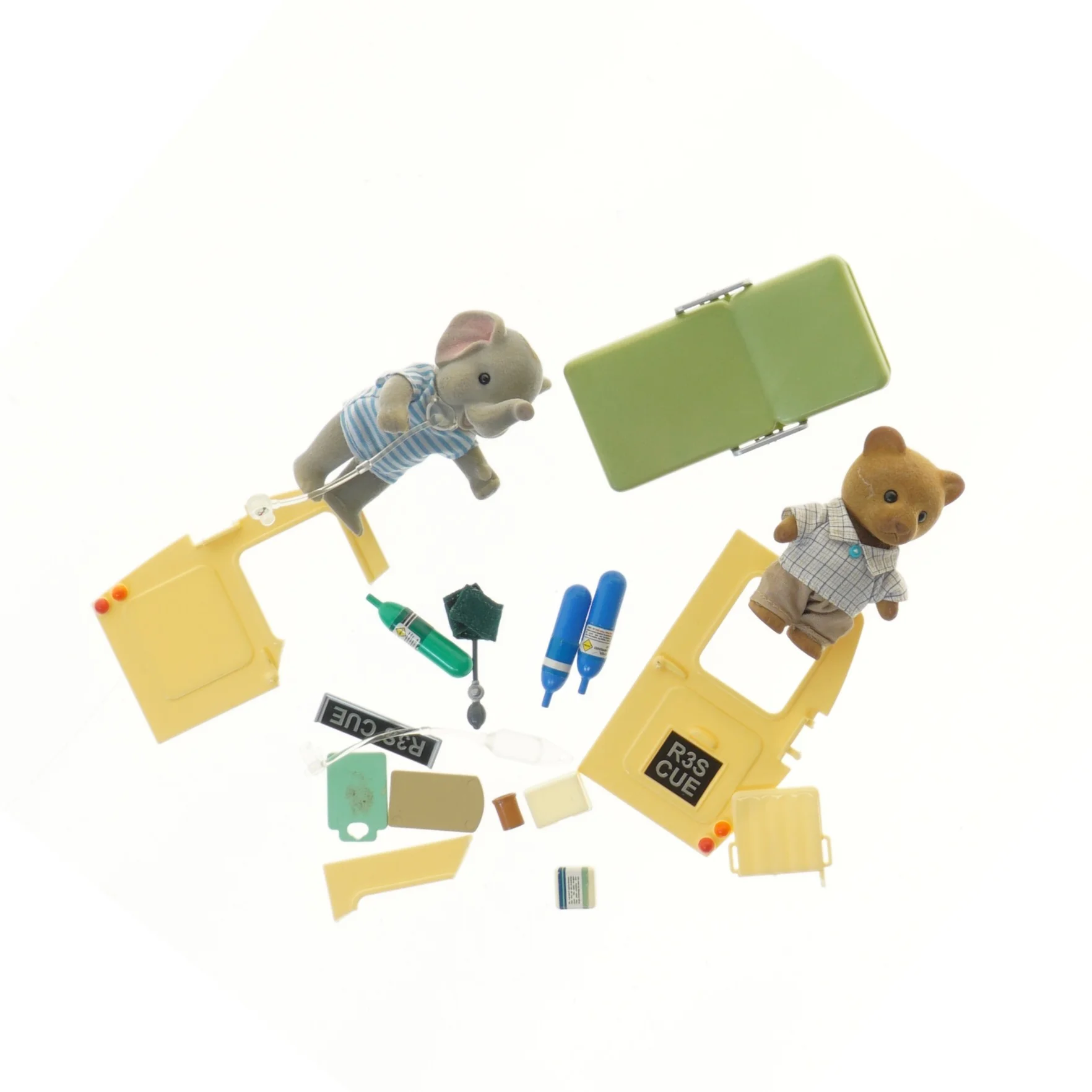 Ambulance byggesæt med figurer (str. 15x31x14,5 cm) fra sylvanian