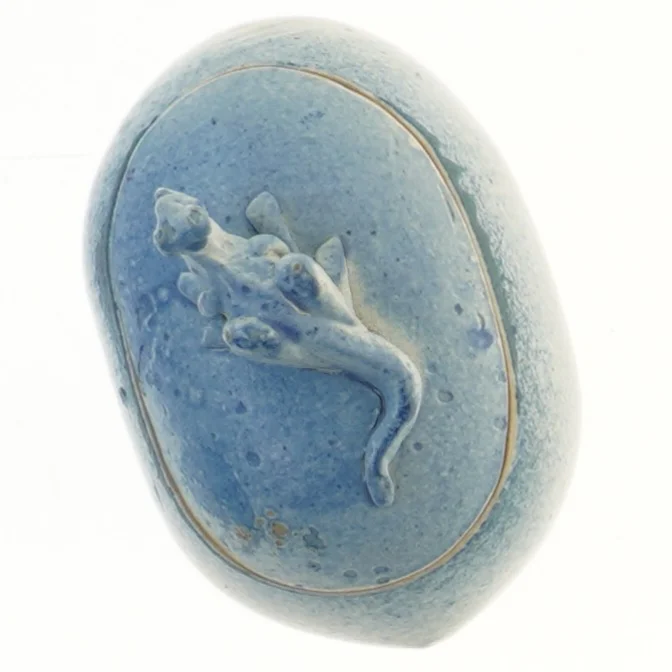 Keramisk opbevaringsboks med frø dekoration fra Maja (str. 11,5x13x8,5 cm)