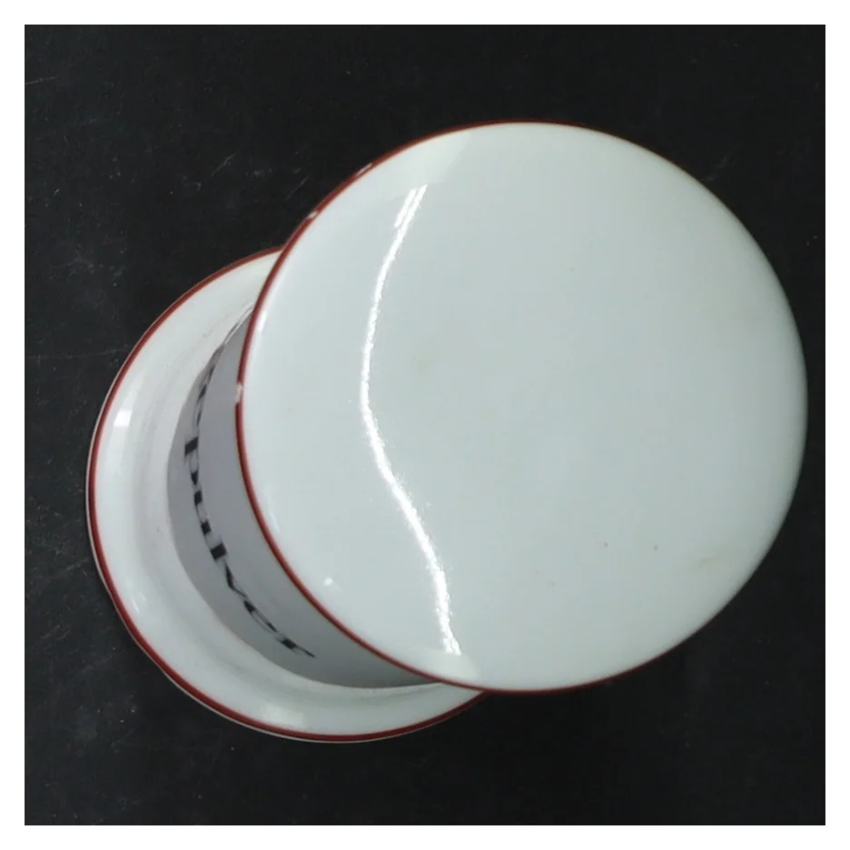 Bing & Grøndahl porcelænsdåse med låg til bagepulver fra B&G (str. 11 cm)