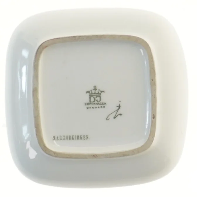 askebæger/  med Marmorkirken motiv fra Royal Copenhagen (str. 13x13 cm)