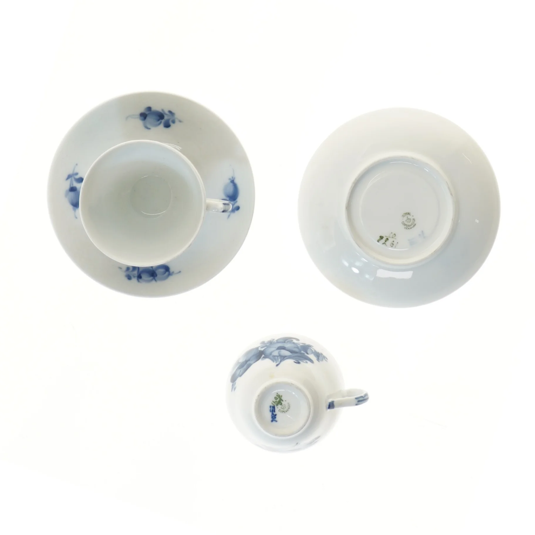 2 par  blå blomst kopper fra Royal Copenhagen (str. Ø 8,5 & 14,5 cm)