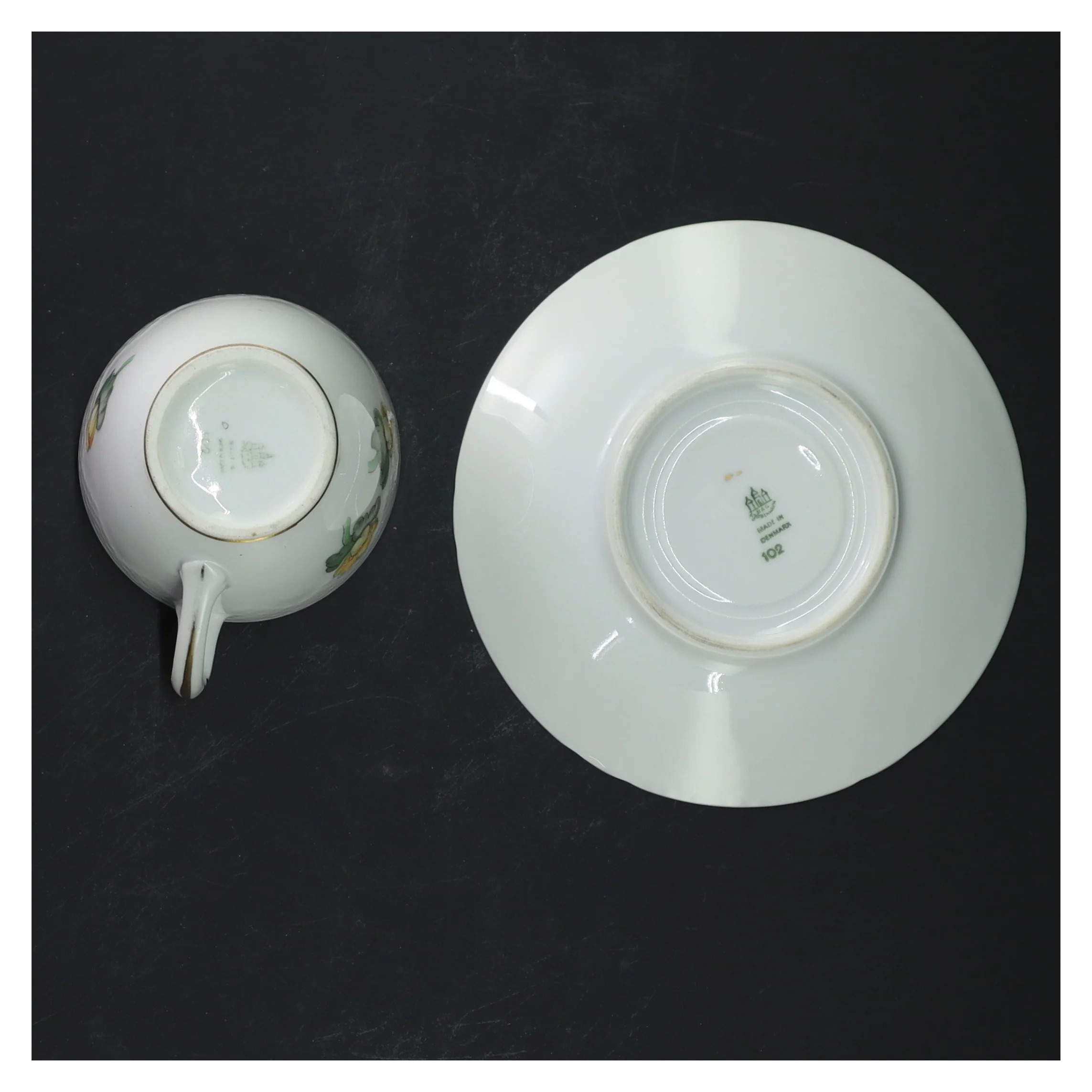 Erantis, 4 par kaffekopper med underkopper og underkopper sæt fra B&G (str. Ø 14 cm)