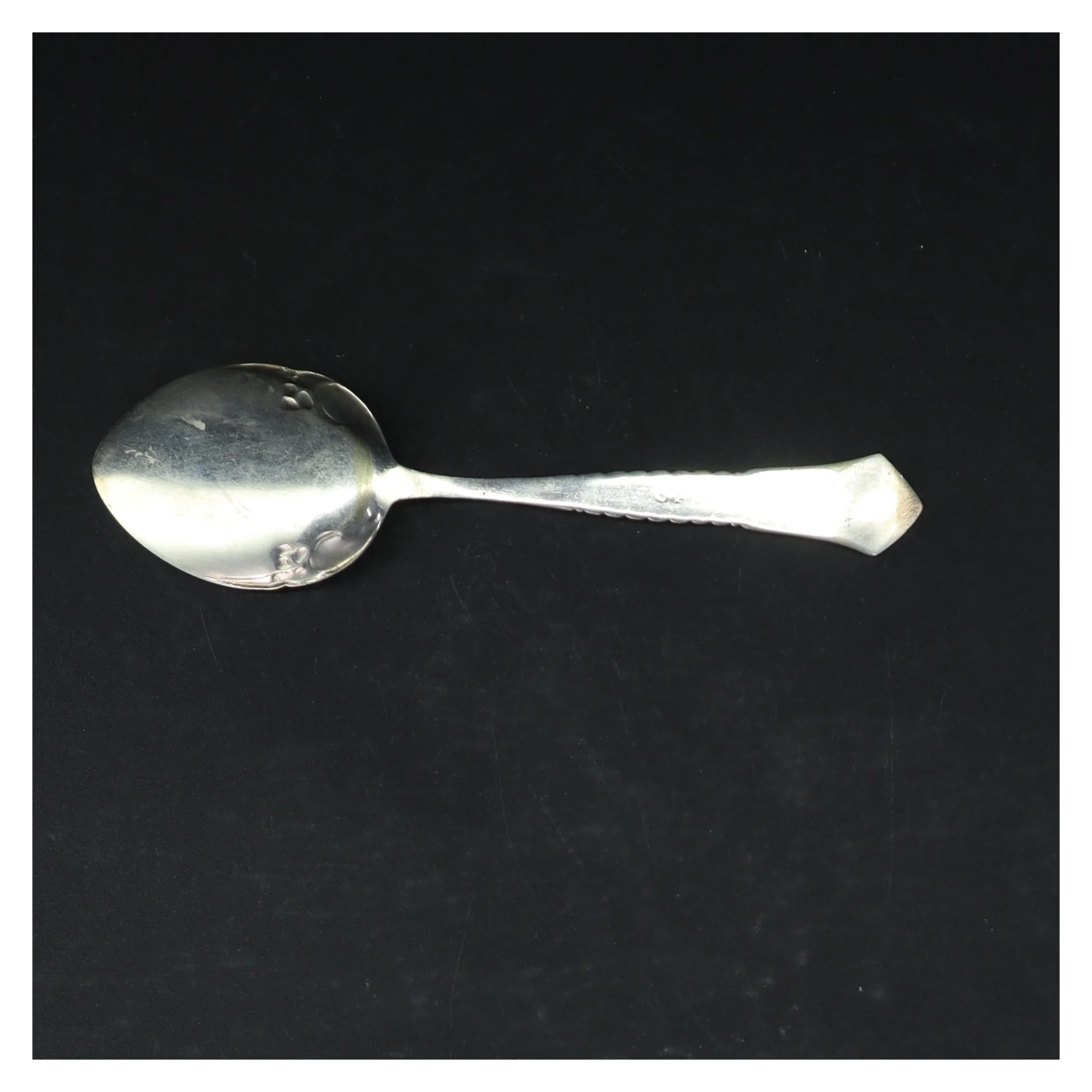 Louise Kagespade (str. 19,5 cm)