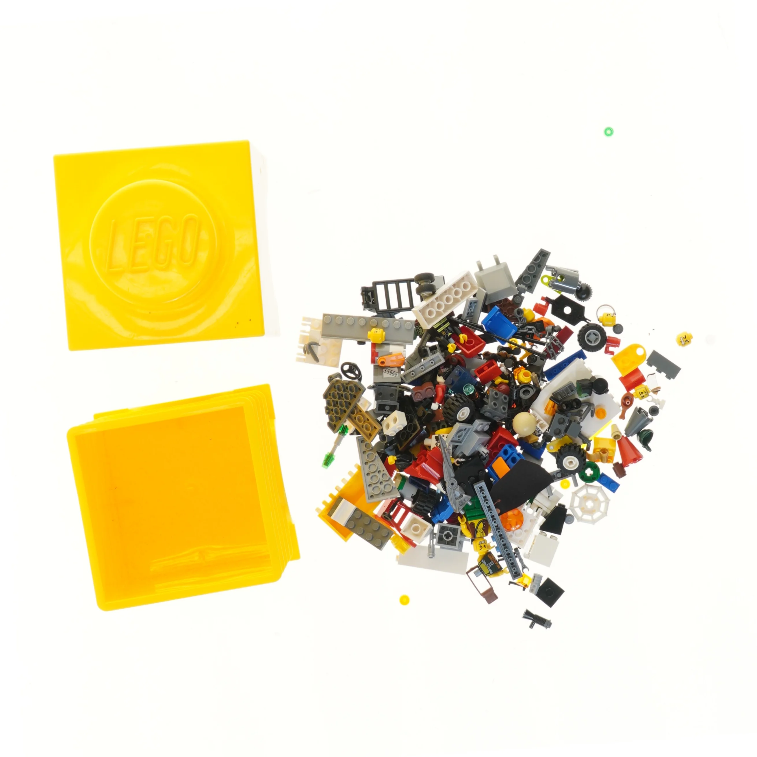 LEGO klodser i gul kasse fra Lego (str. 15x12,5 cm)