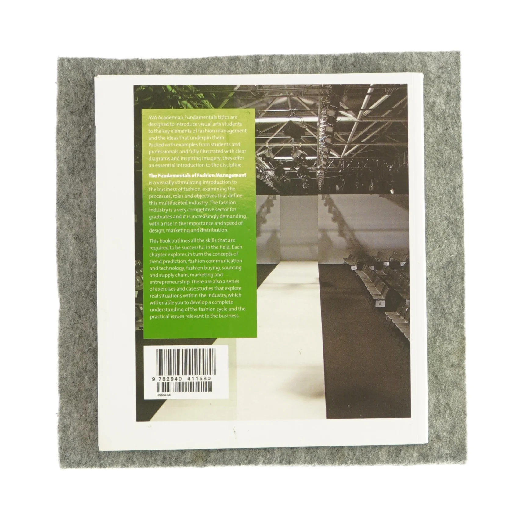 The fundamentals of fashion management (bog)