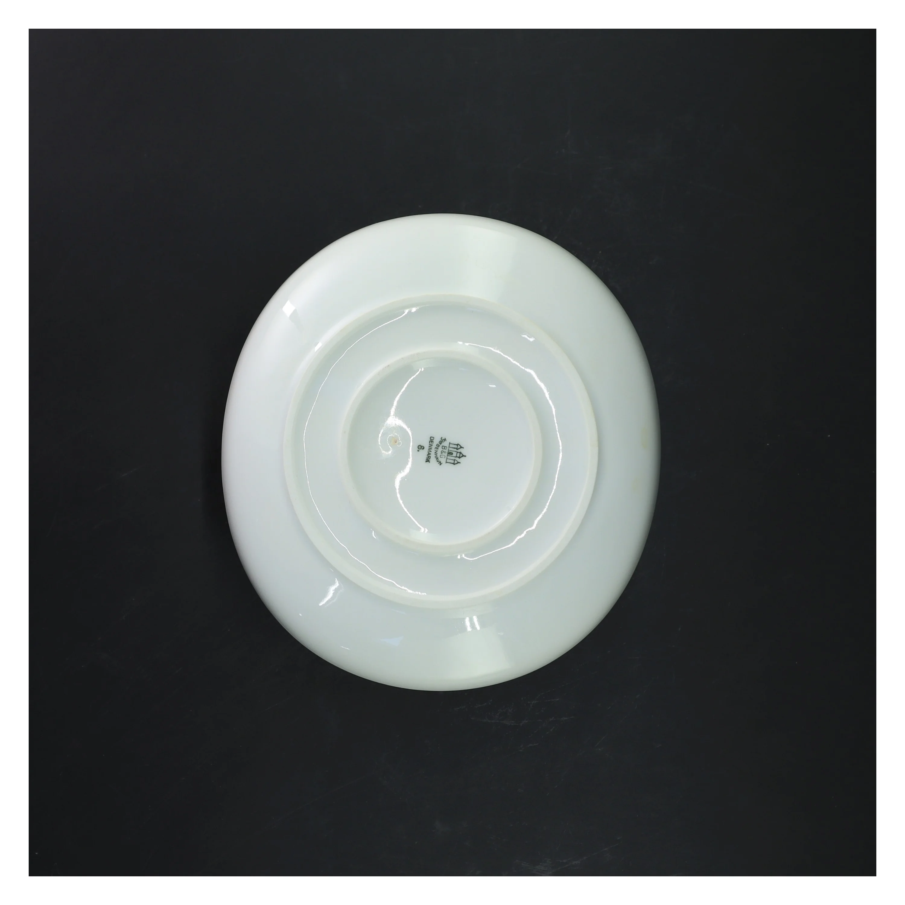 Hvidpot sovseskål med underkop fra B&G (str. 18x16 cm)