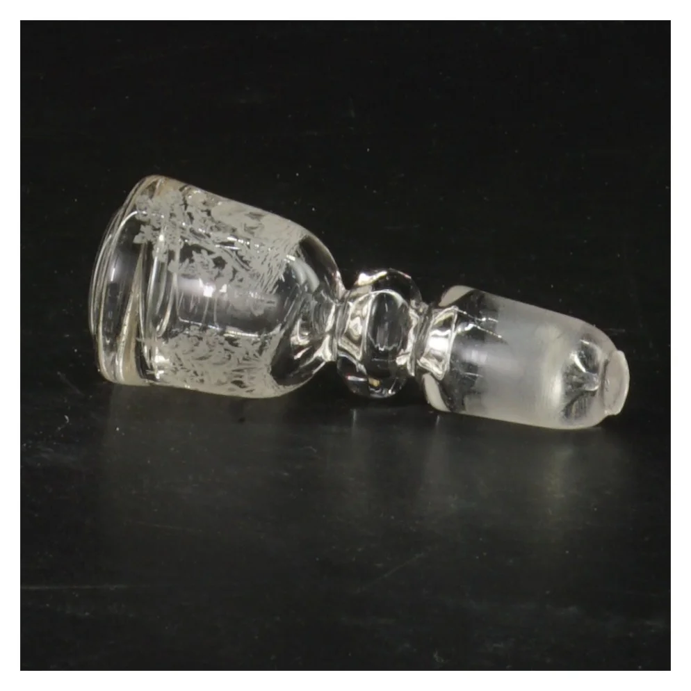 Glasflaskeprop med indgravering (str. 9x2 cm)