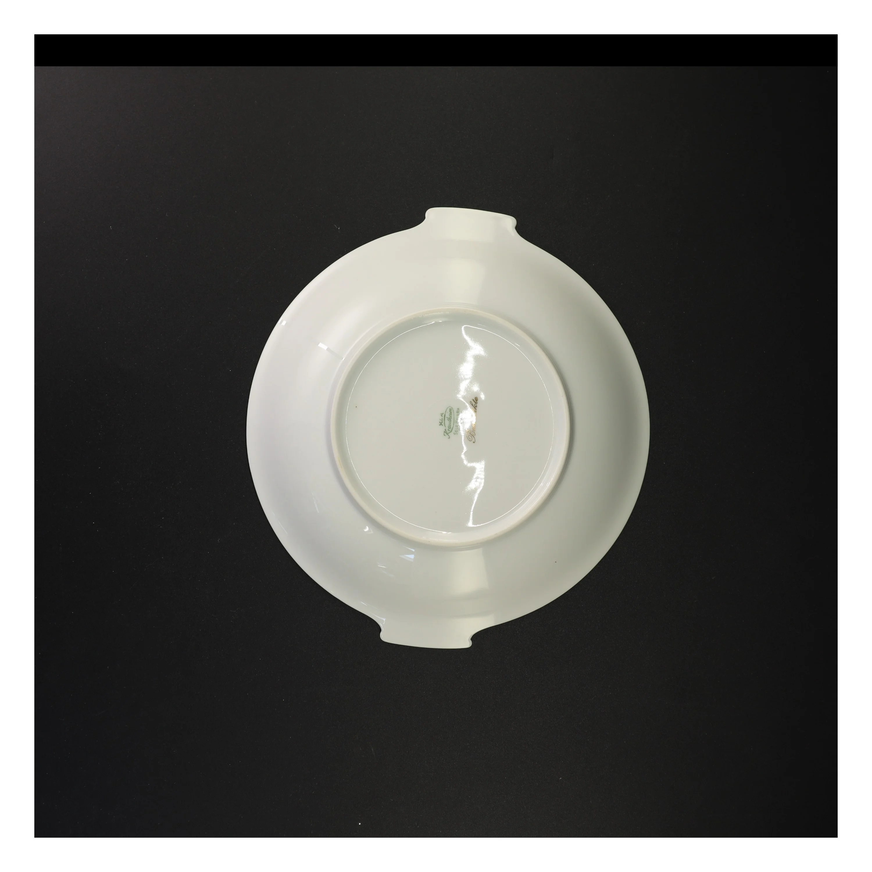 Porcelænsskål fra Benedikte (str. Diameter 23 cm)