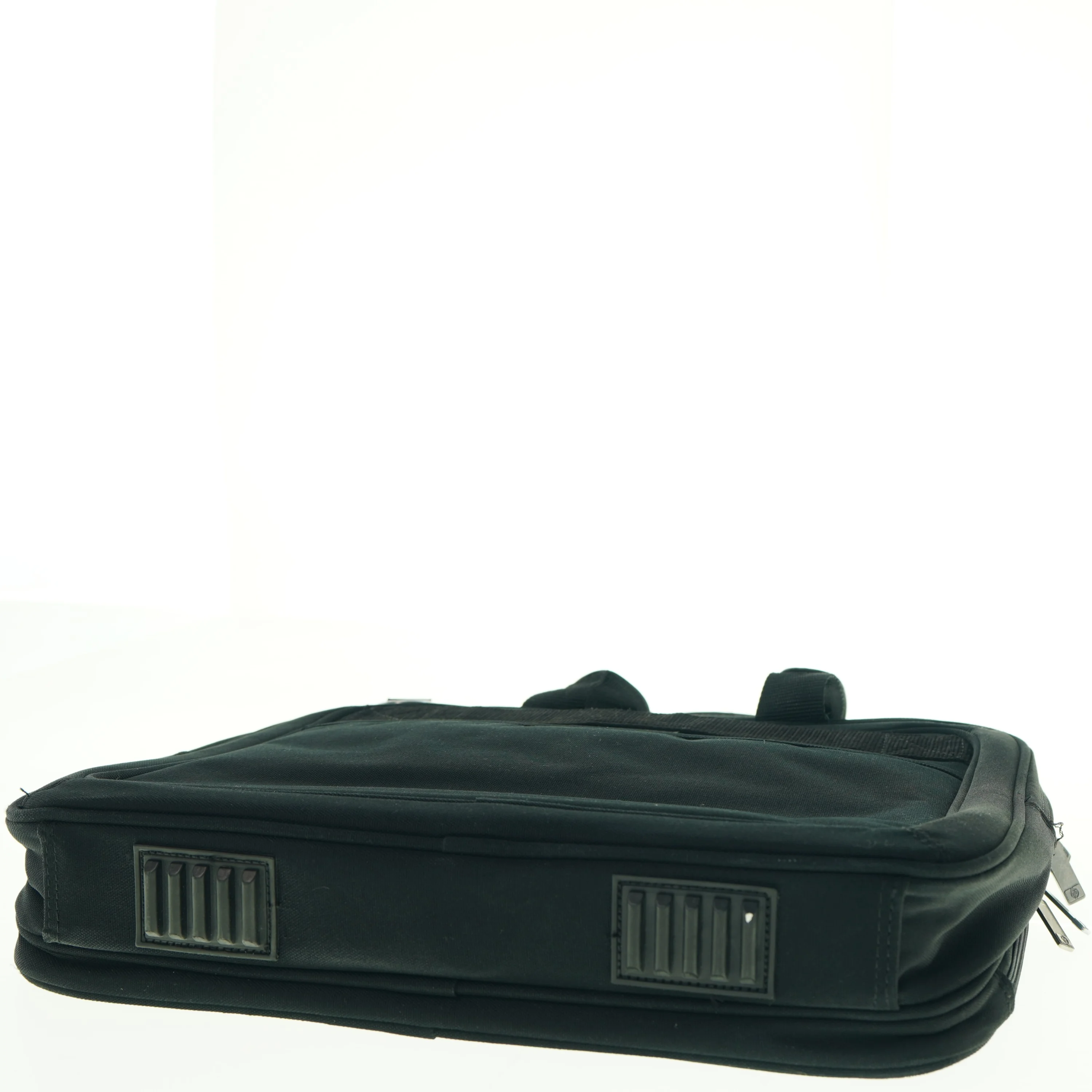 Sort computertaske fra Hp (str. 21 x 34 cm)