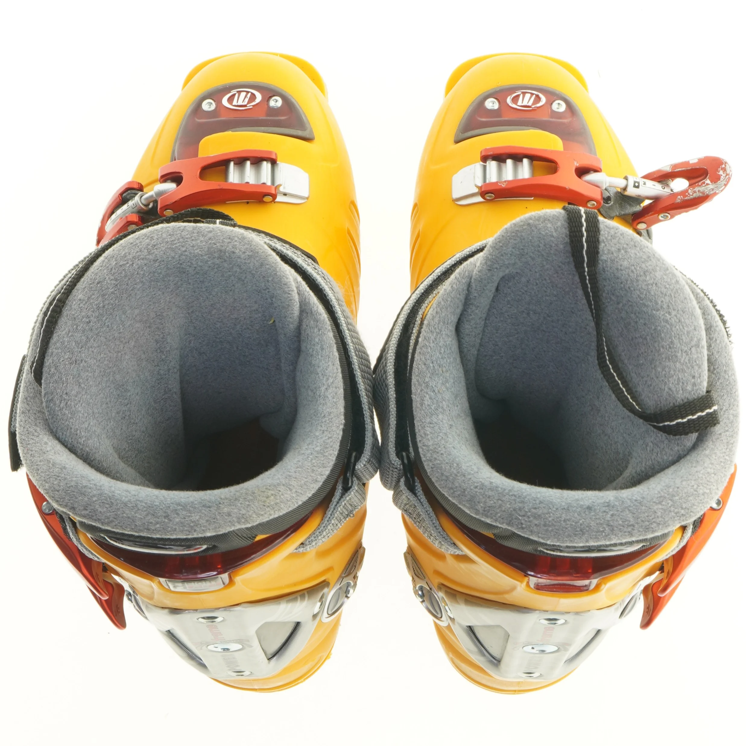 Brugte Skistøvler og Skitaske (str. 7,5)