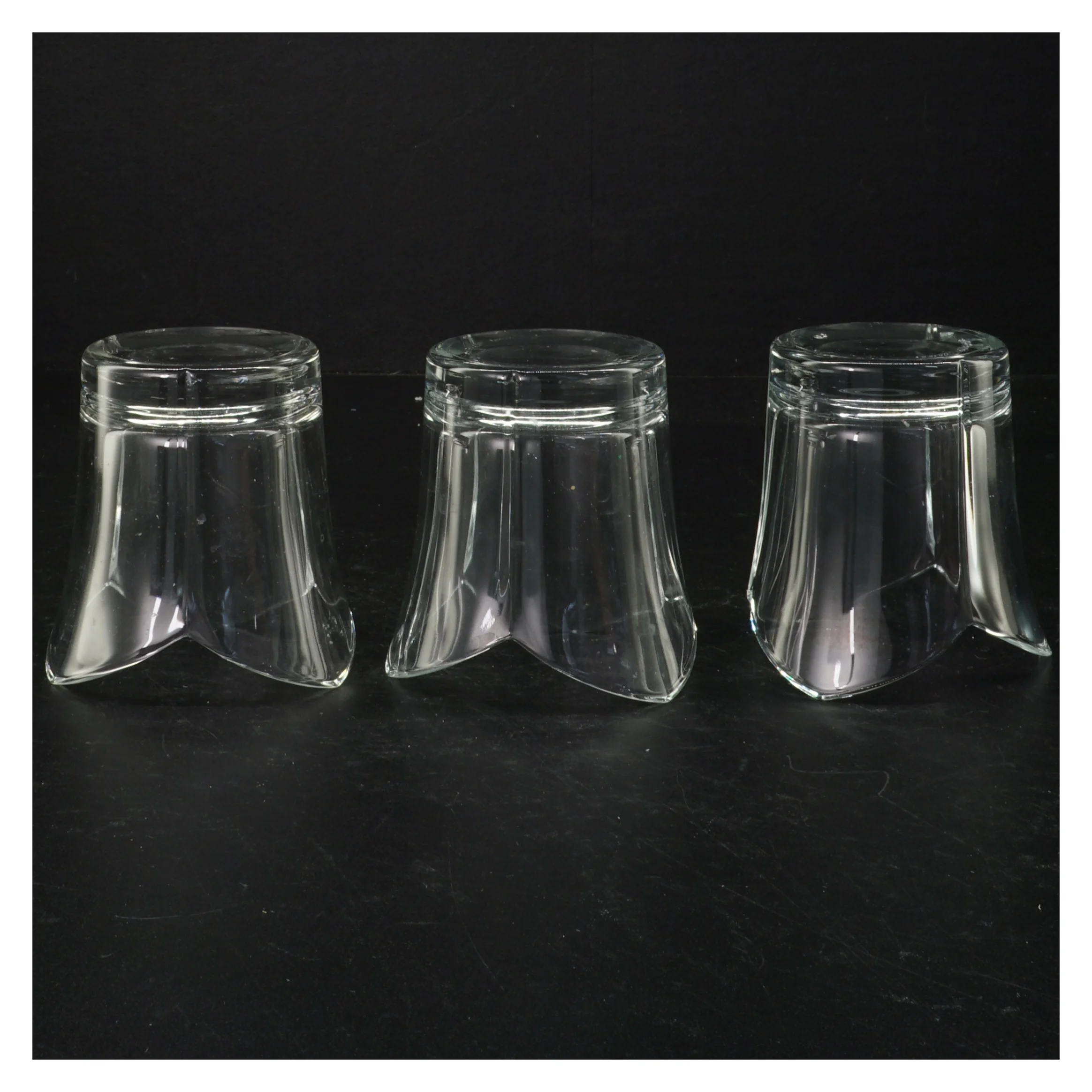 Gennemsigtige glasfade fra Erik Bagger (str. 9 cm)