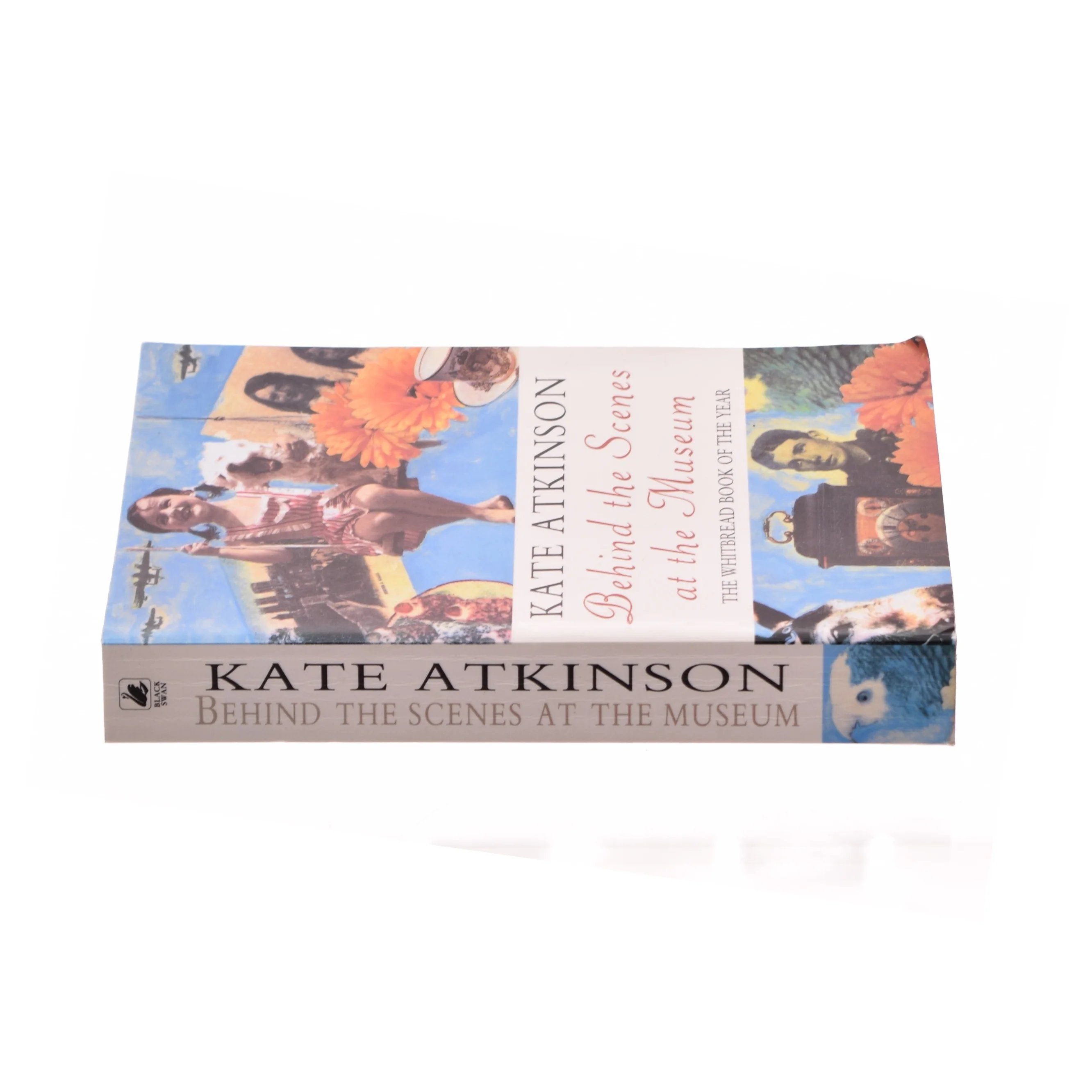 Behind the Scenes at the Museum by Kate Atkinson af Kate Atkinson (Bog)