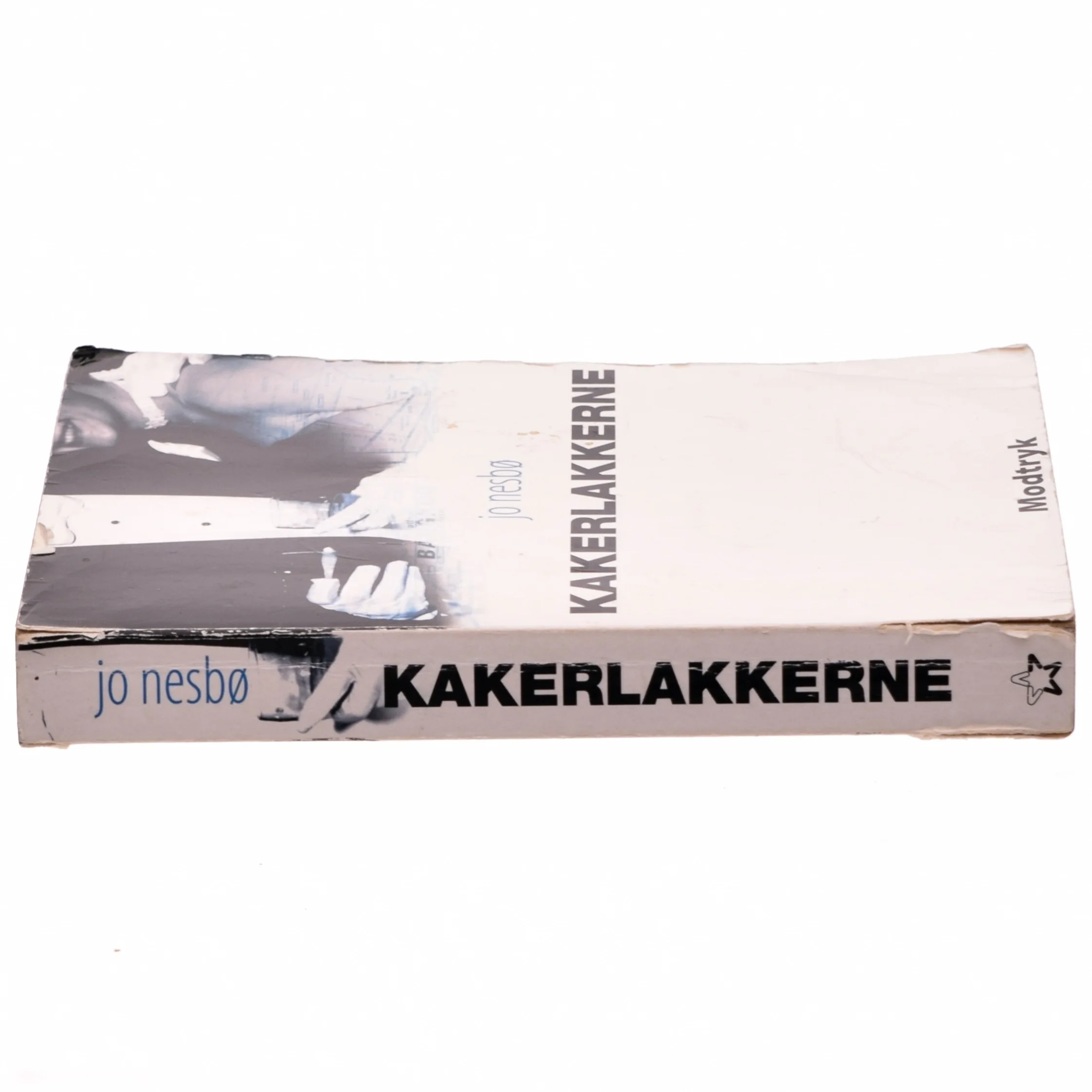 Kakerlakkerne af Jo Nesbø (Bog)