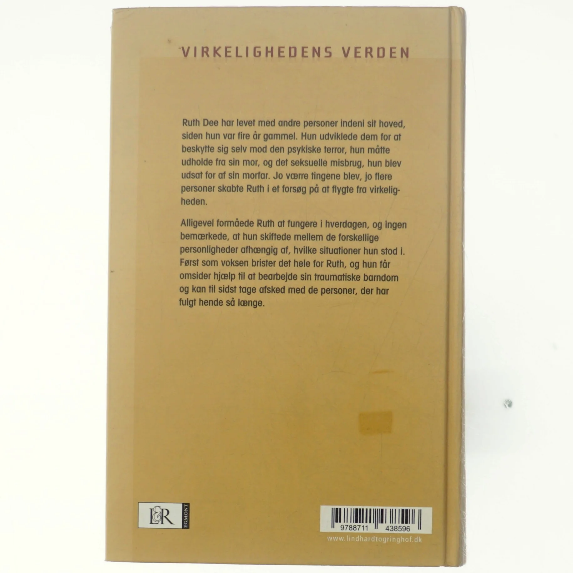 Det splintrede spejl af Ruth Dee (Bog)