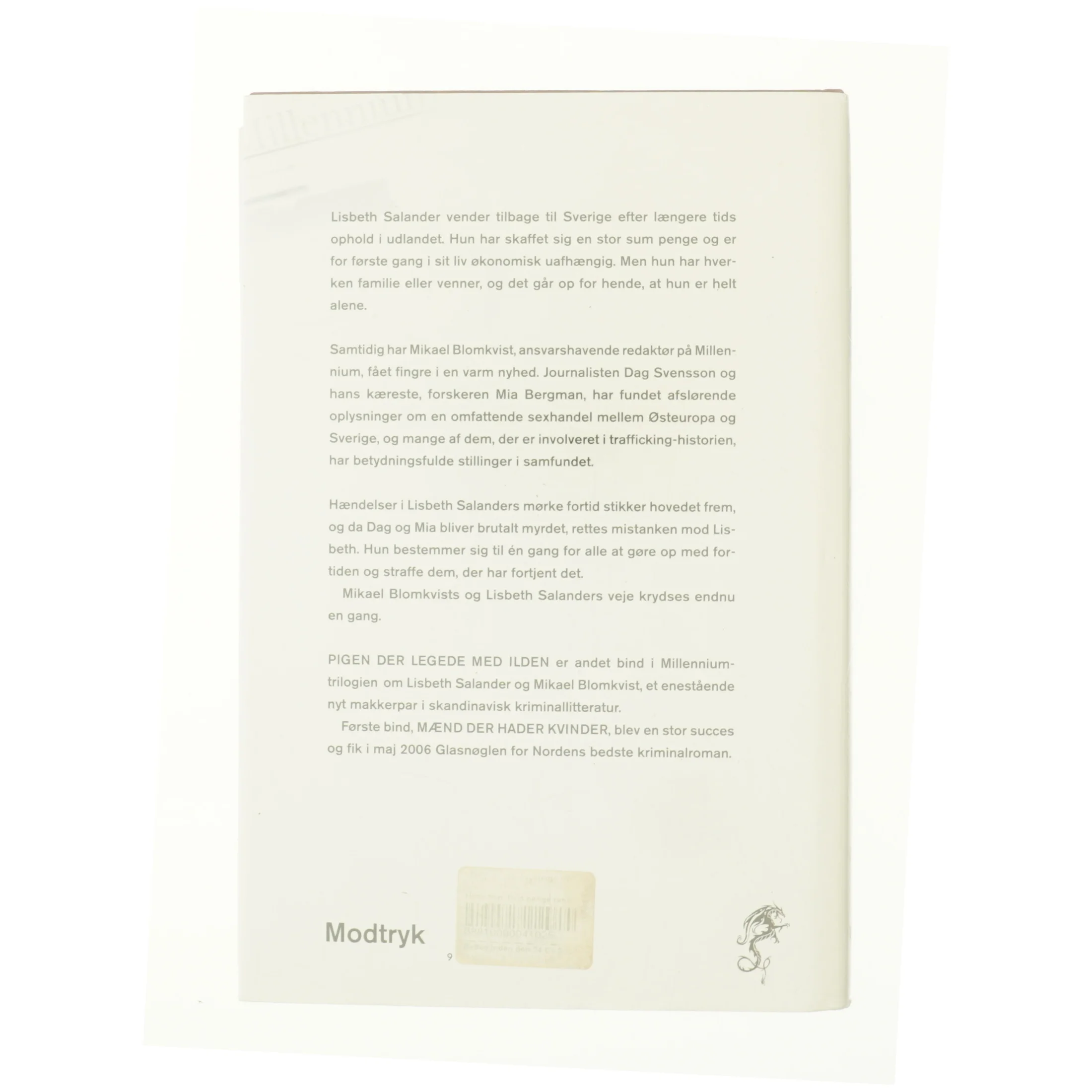 Pigen der legede med ilden af Stieg Larsson (bog)