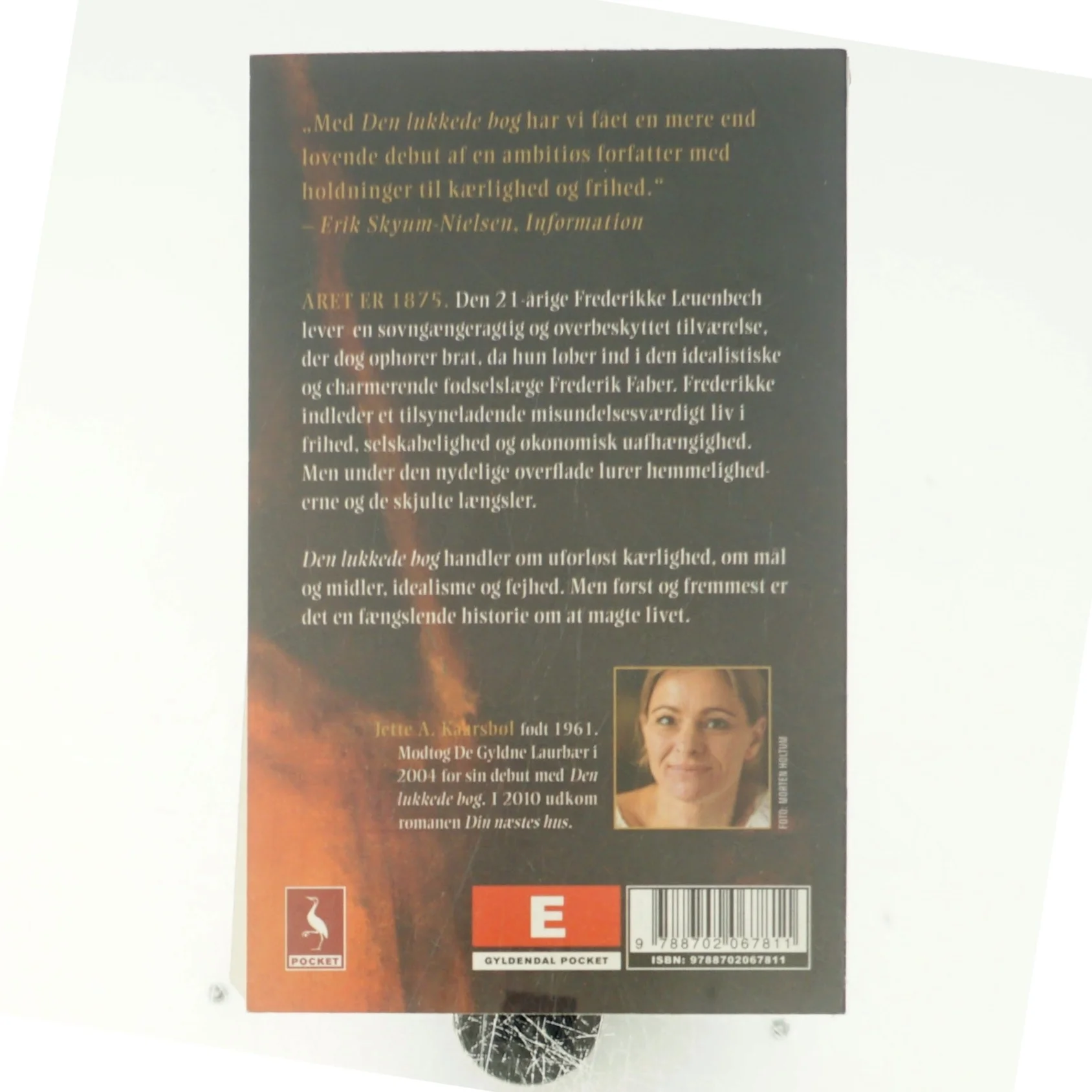 Den lukkede bog af Jette A. Kaarsbøl (Bog)