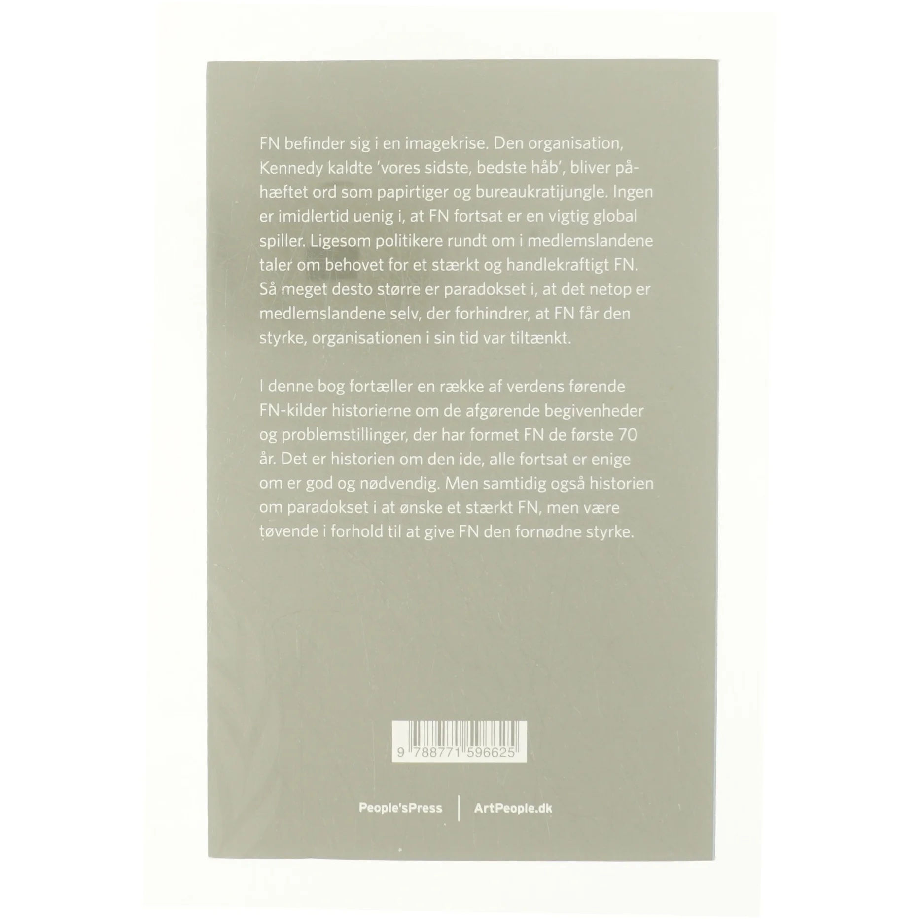 FN : vores sidste, bedste håb : samtaler om FN gennem 70 år af Anders Agner Pedersen (f. 1985) (Bog)