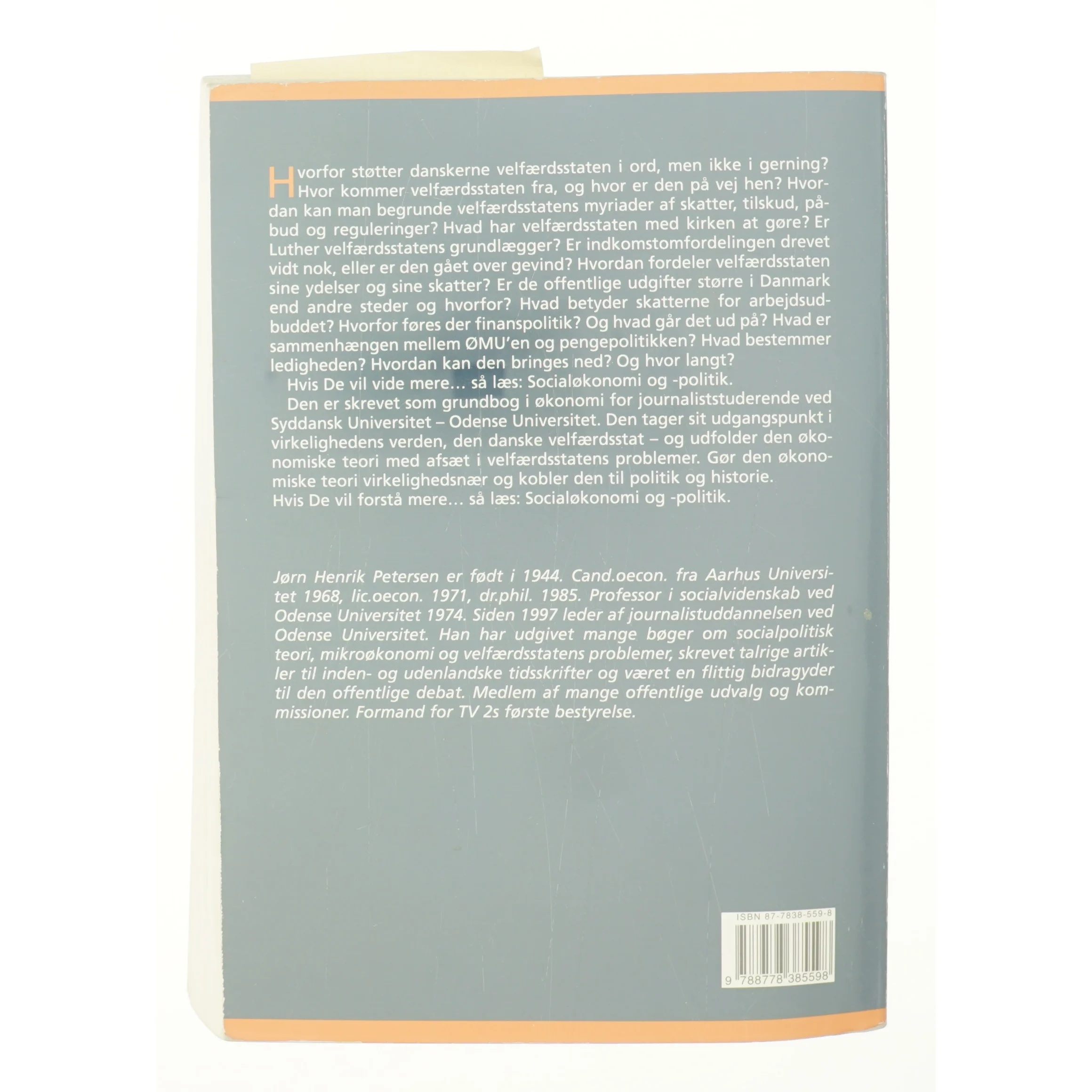 Socialøkonomi og -politik af Jørn Henrik Petersen (f. 1944) (Bog)