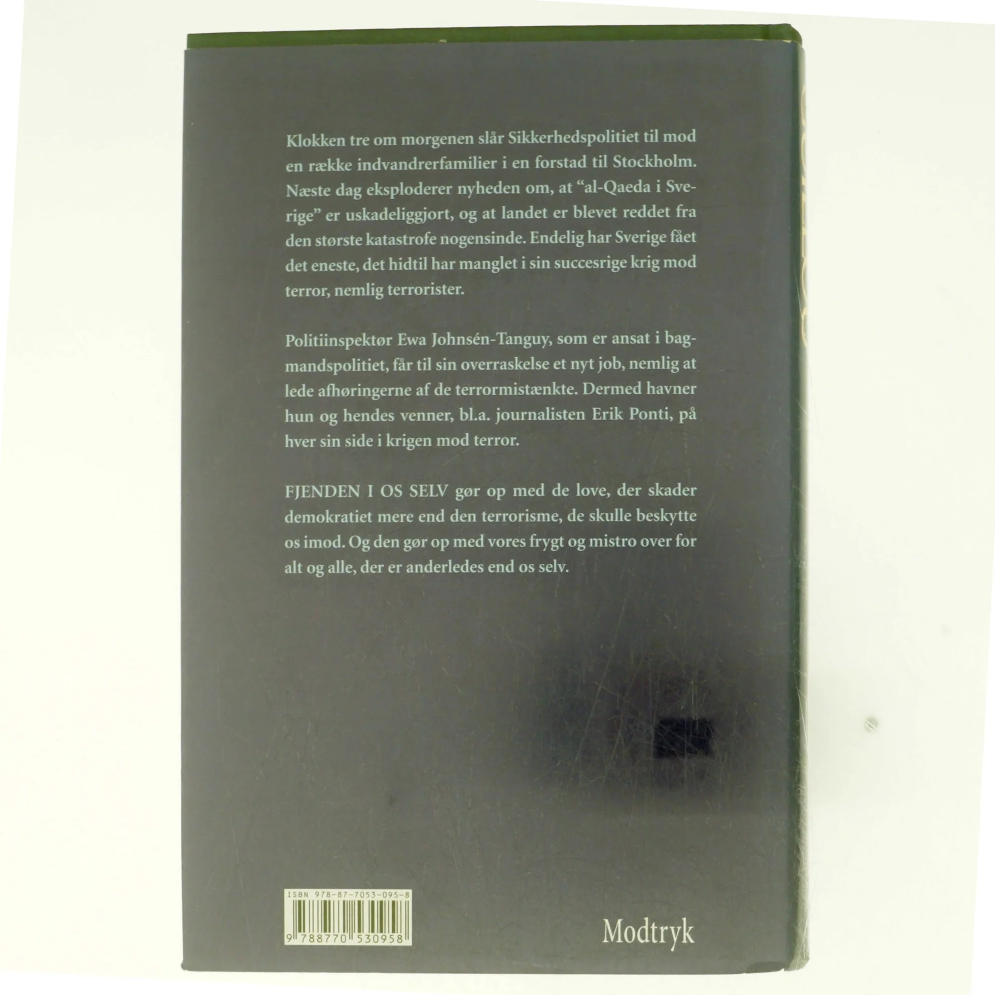 Fjenden i os selv af Jan Guillou (Bog)