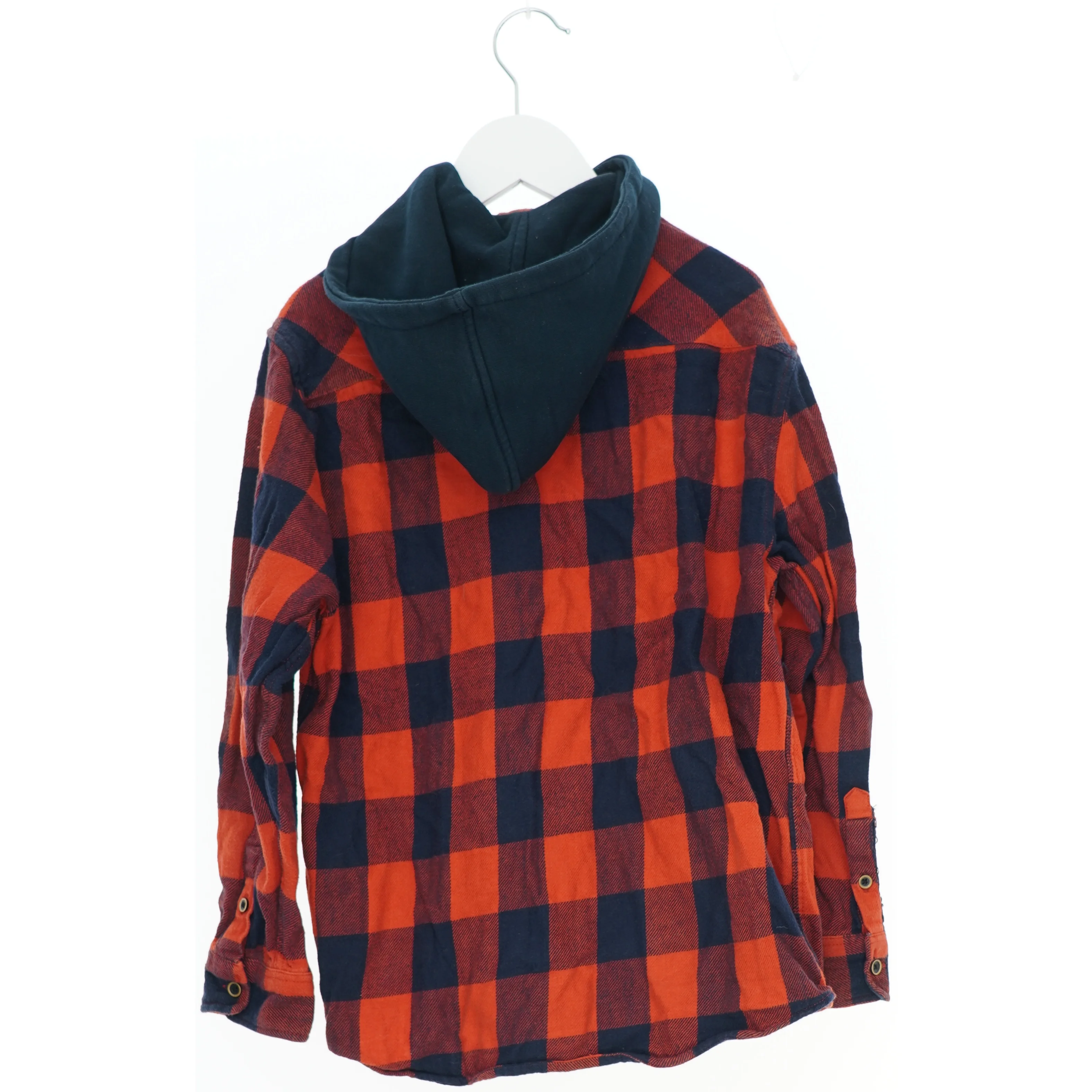 Skjorte med hætte i ternet design fra Zara (str. 140)